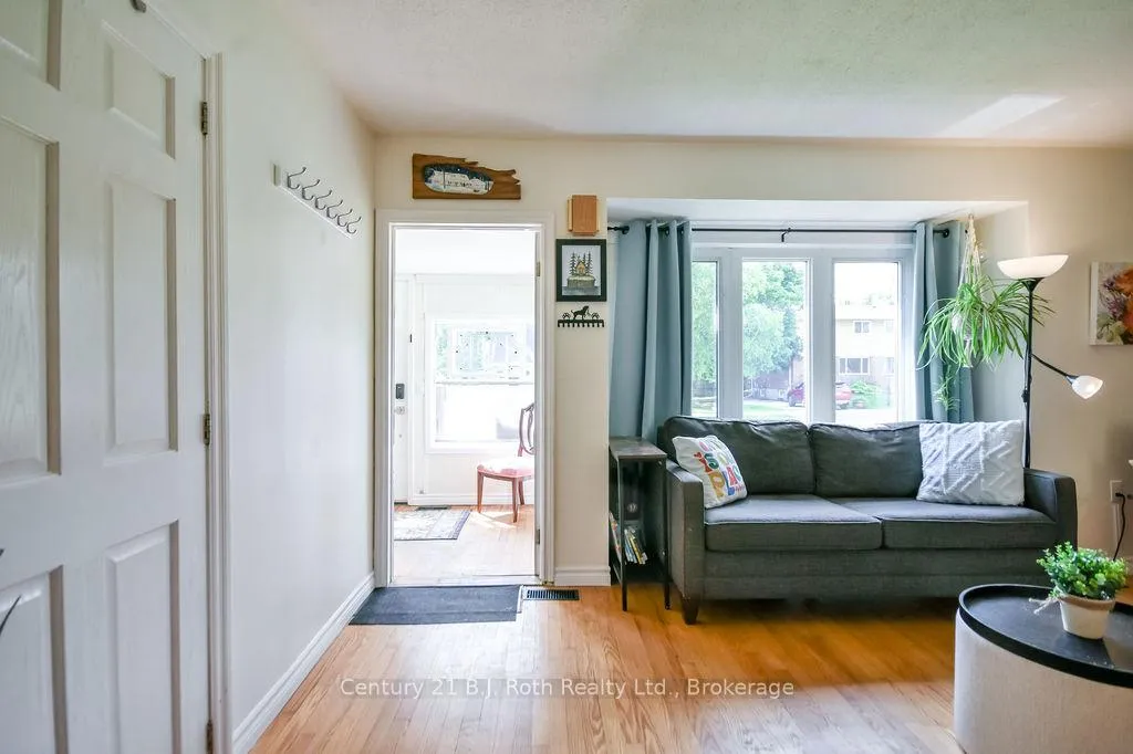 Photo 6 of 309 Hilda Street, Orillia — HOMEH