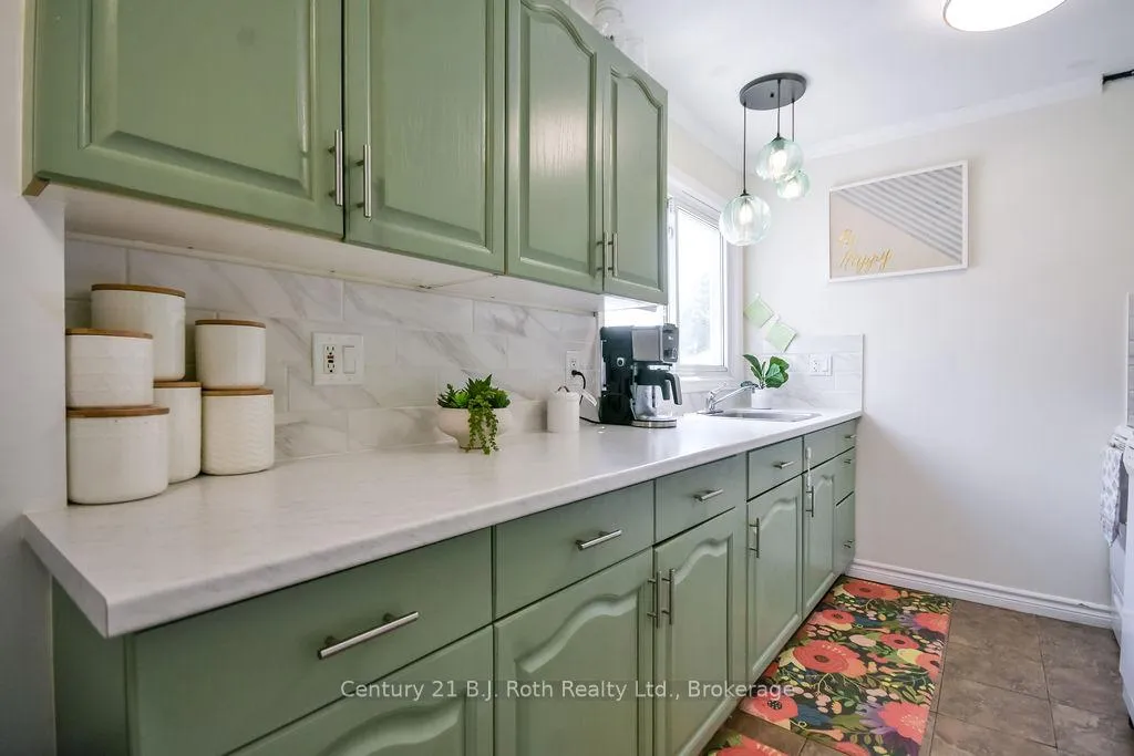 Photo 17 of 309 Hilda Street, Orillia — HOMEH