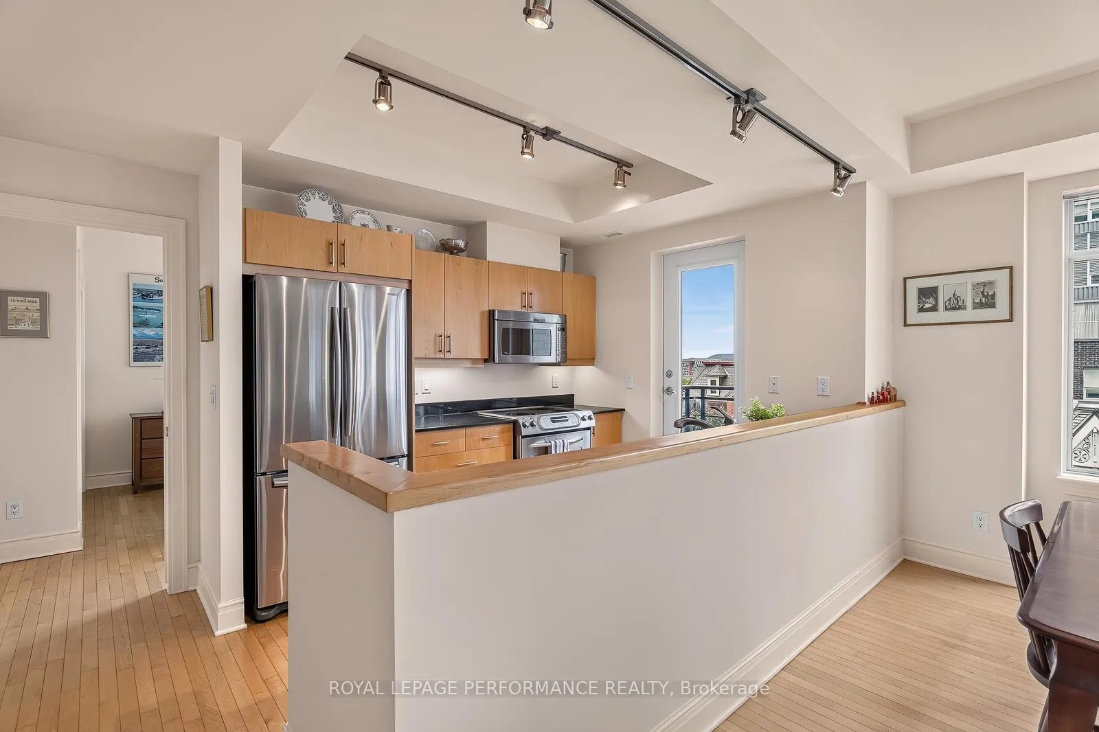 Photo 9 of Unit 503, 85 Bronson Avenue, Ottawa, Ottawa Centre — HOMEH