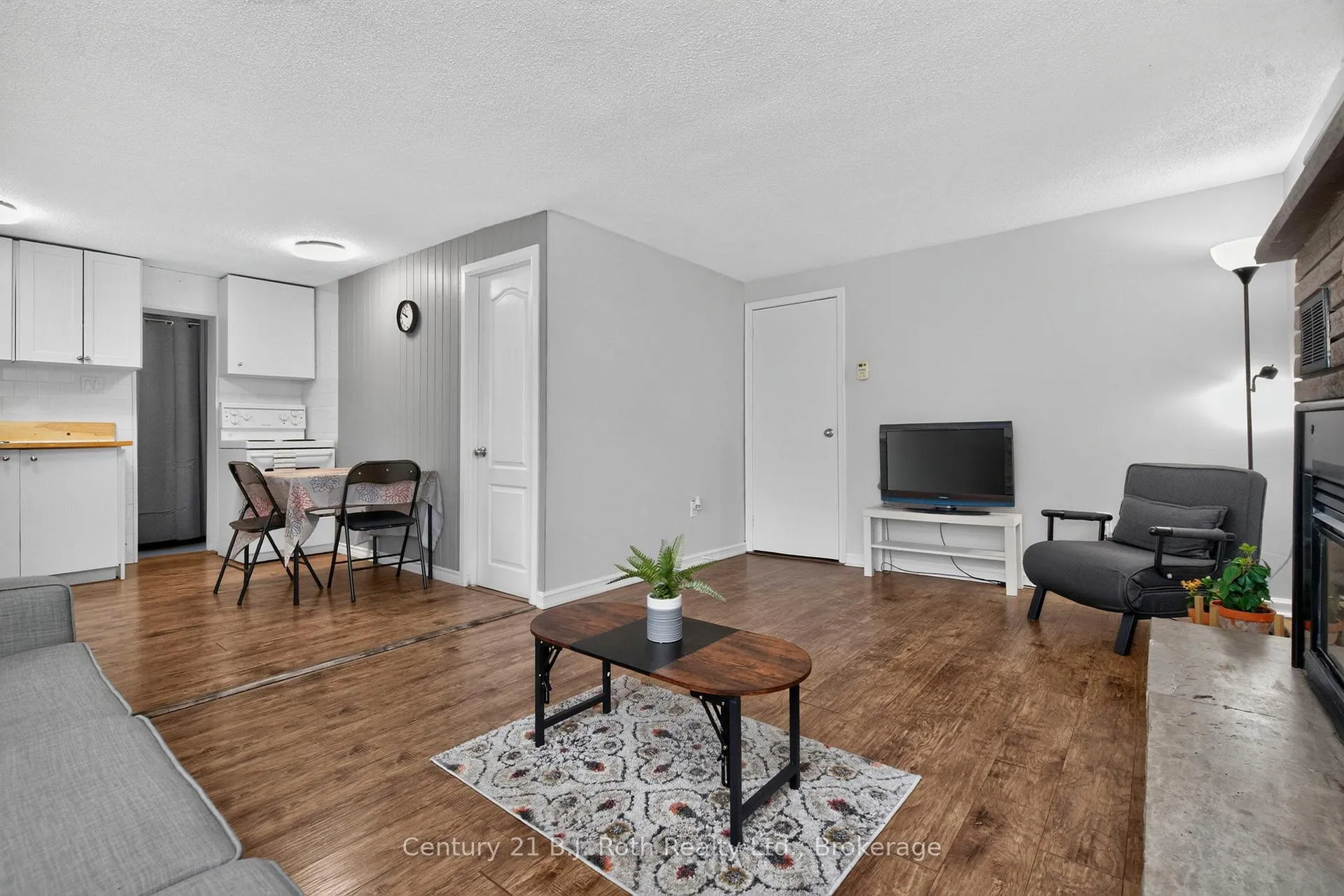 Photo 26 of 23 Earldom Boulevard, Tay, Port McNicoll — HOMEH