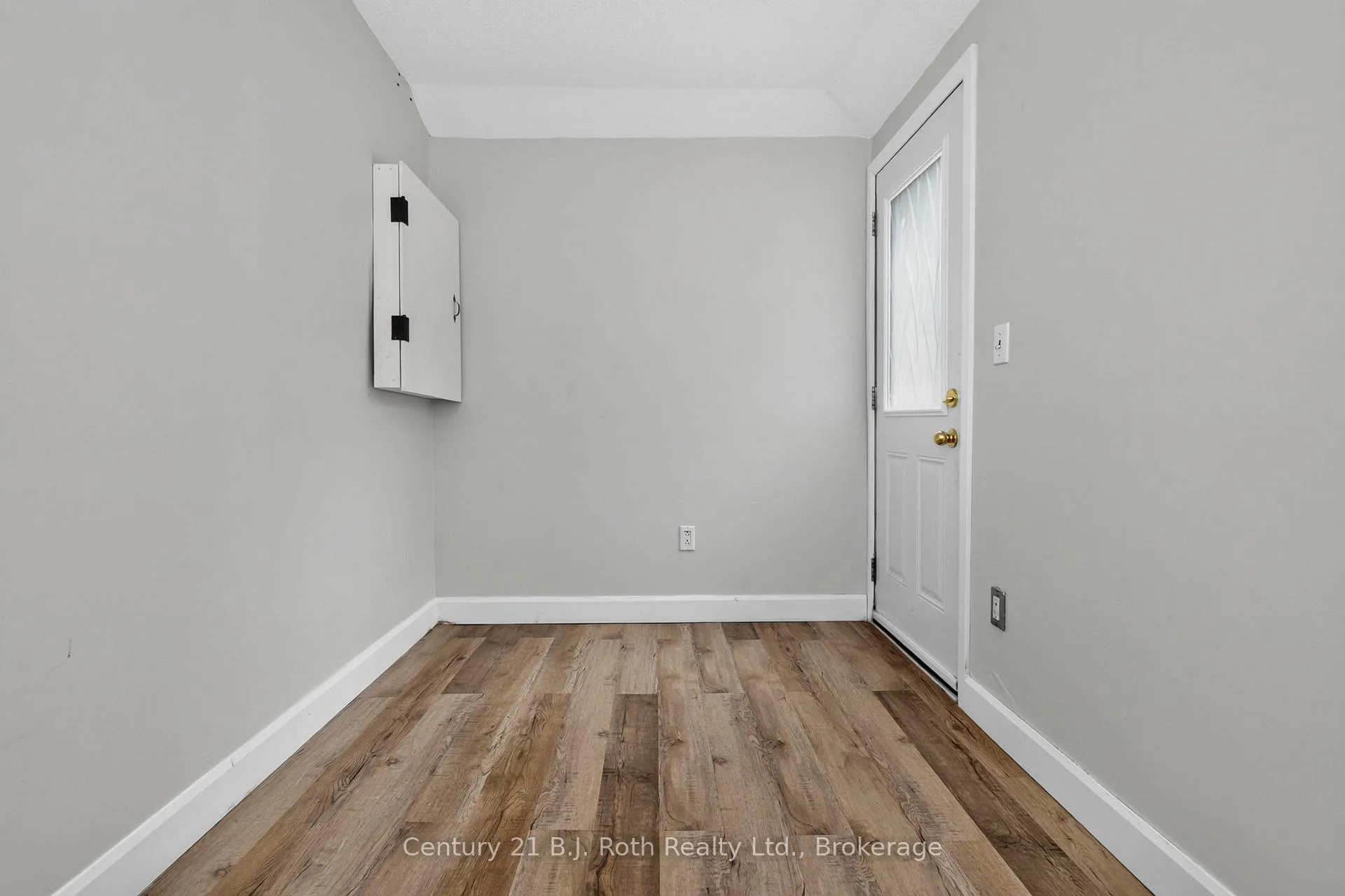 Photo 31 of 23 Earldom Boulevard, Tay, Port McNicoll — HOMEH