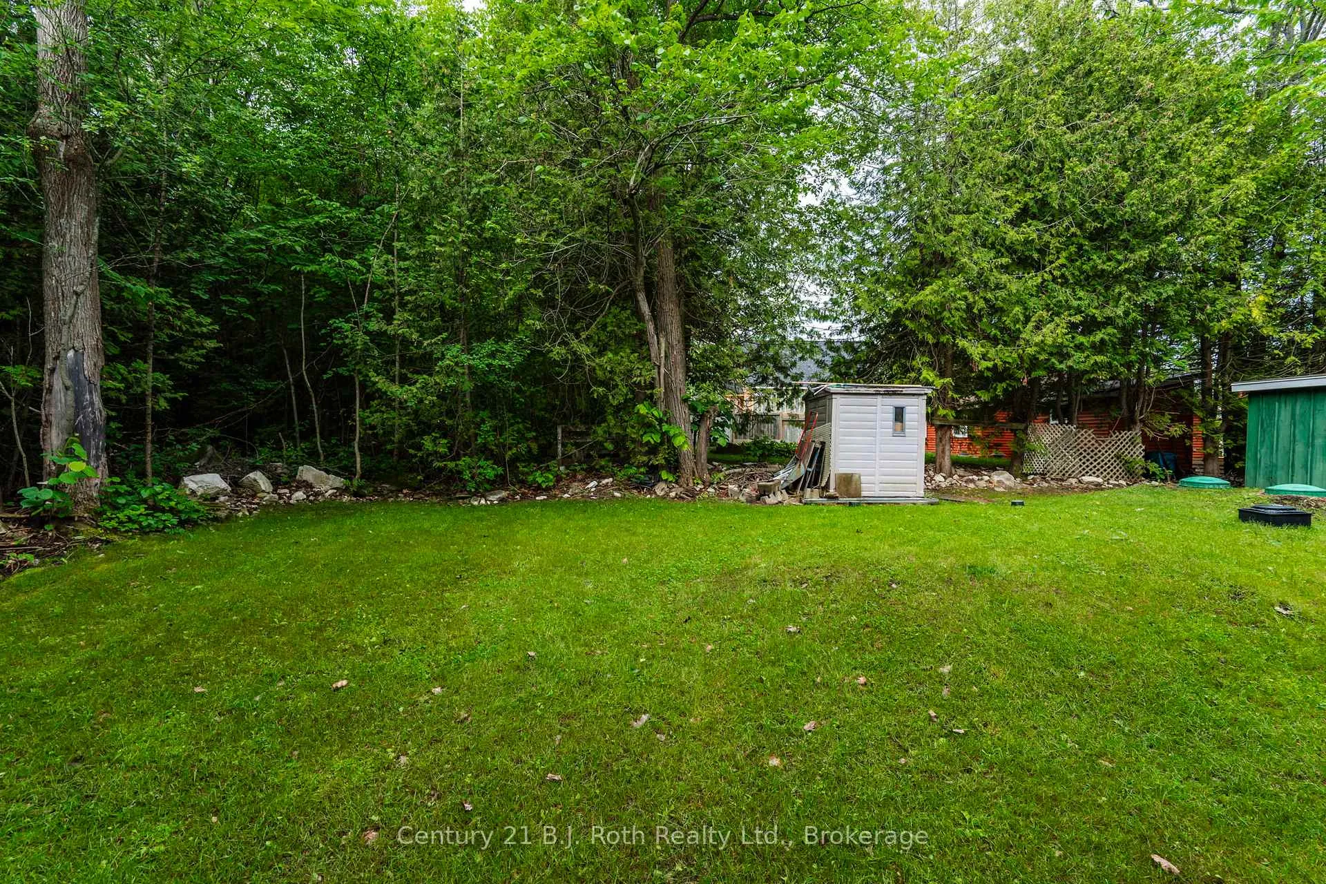 Photo 40 of 23 Earldom Boulevard, Tay, Port McNicoll — HOMEH