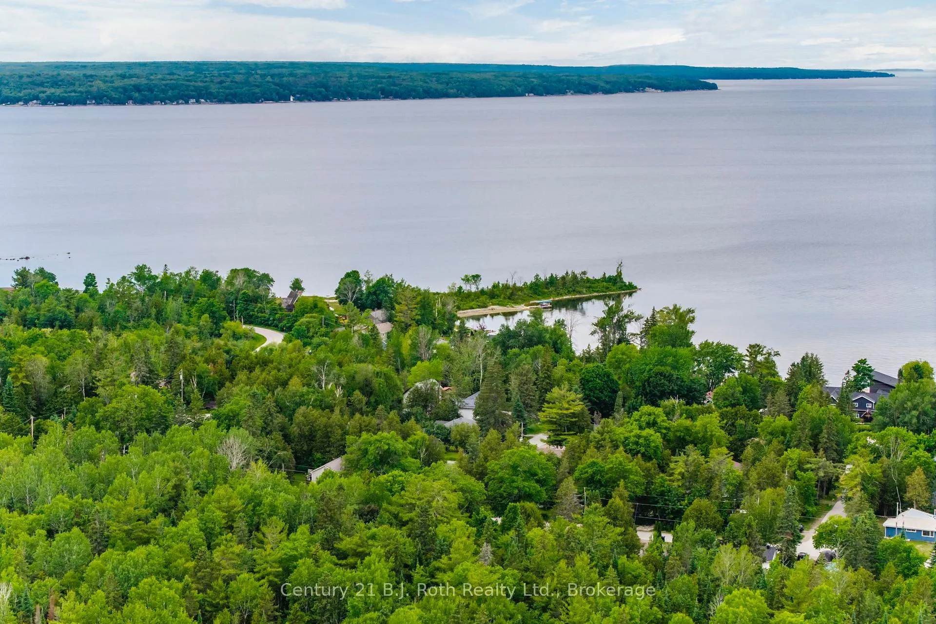 Photo 48 of 23 Earldom Boulevard, Tay, Port McNicoll — HOMEH