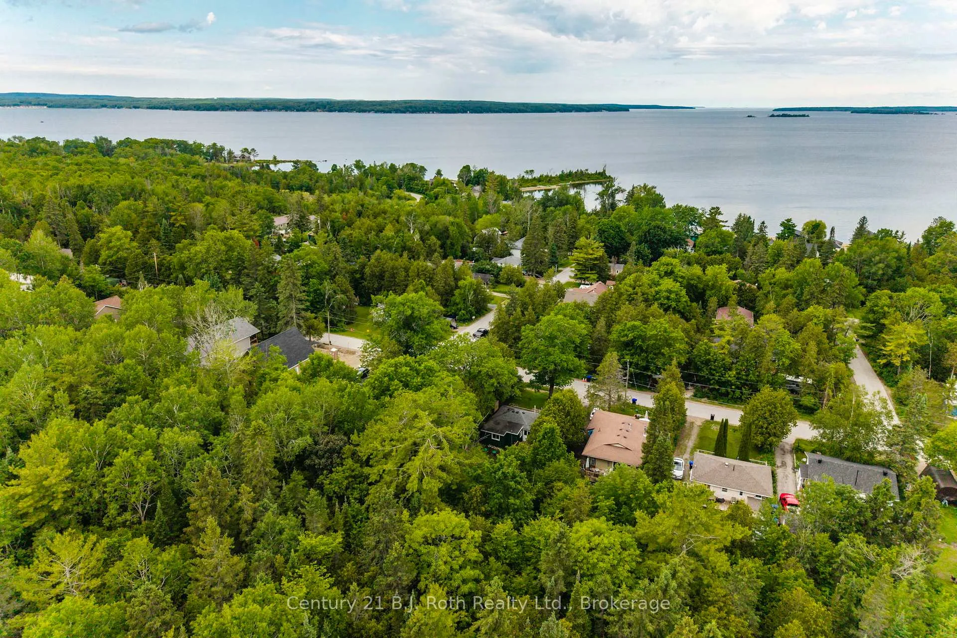 Photo 49 of 23 Earldom Boulevard, Tay, Port McNicoll — HOMEH