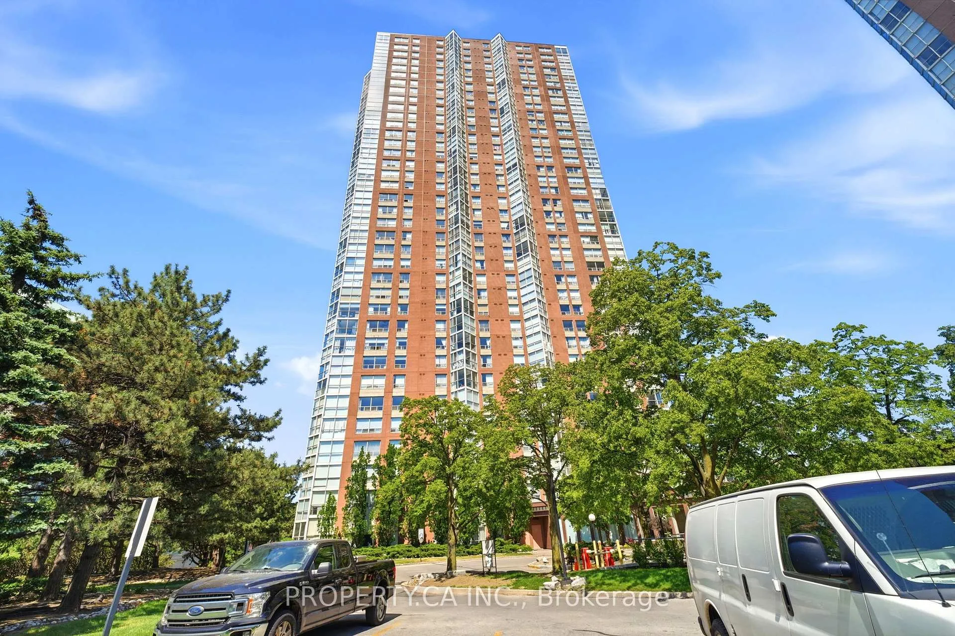 Photo 1 of Unit 1108, 7 Concorde Place, North York, Banbury-Don Mills — HOMEH