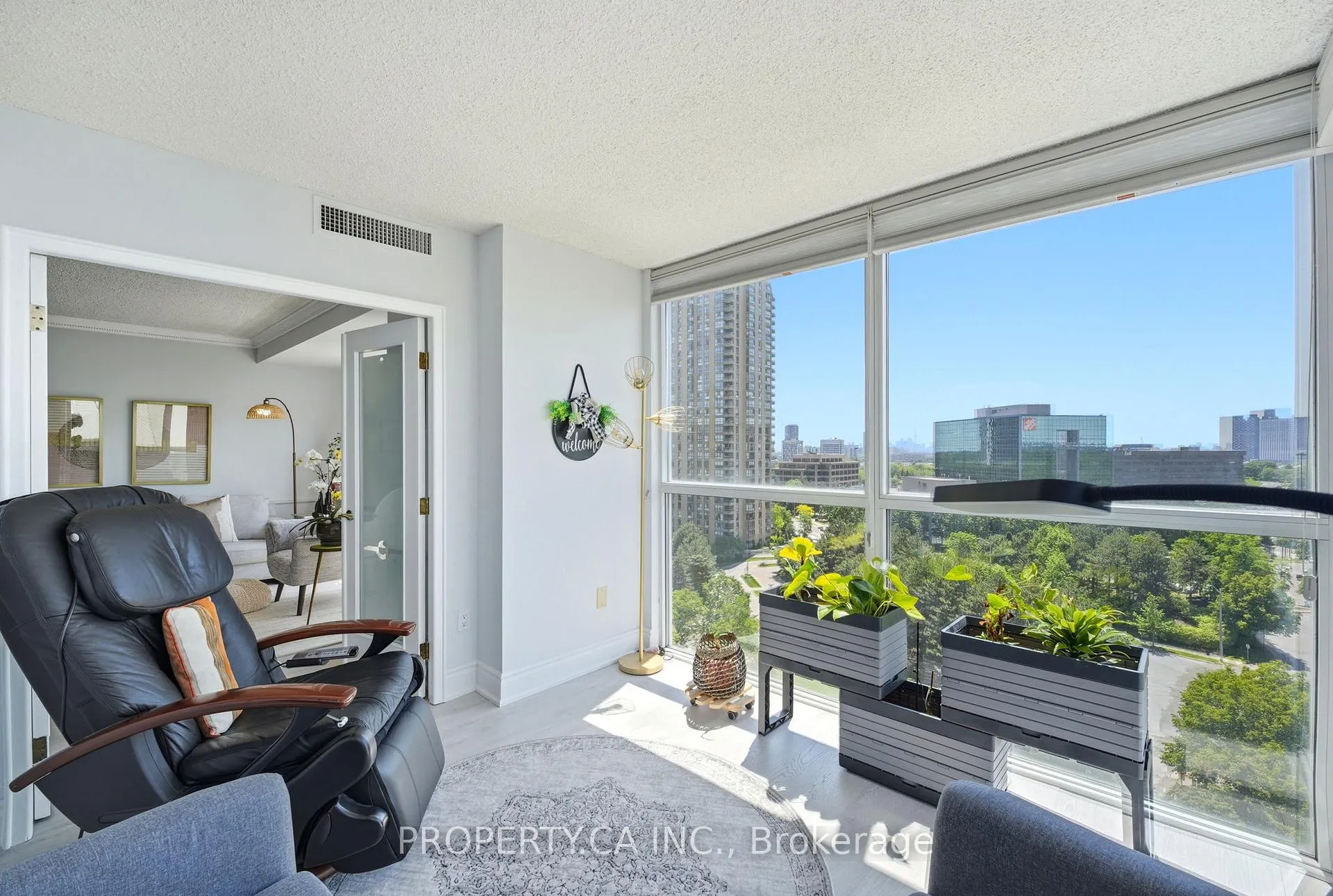 Photo 15 of Unit 1108, 7 Concorde Place, North York, Banbury-Don Mills — HOMEH