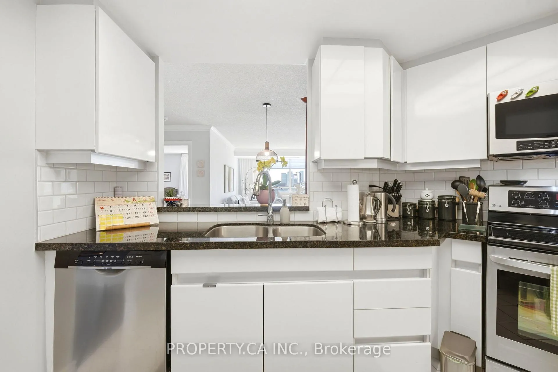 Photo 19 of Unit 1108, 7 Concorde Place, North York, Banbury-Don Mills — HOMEH