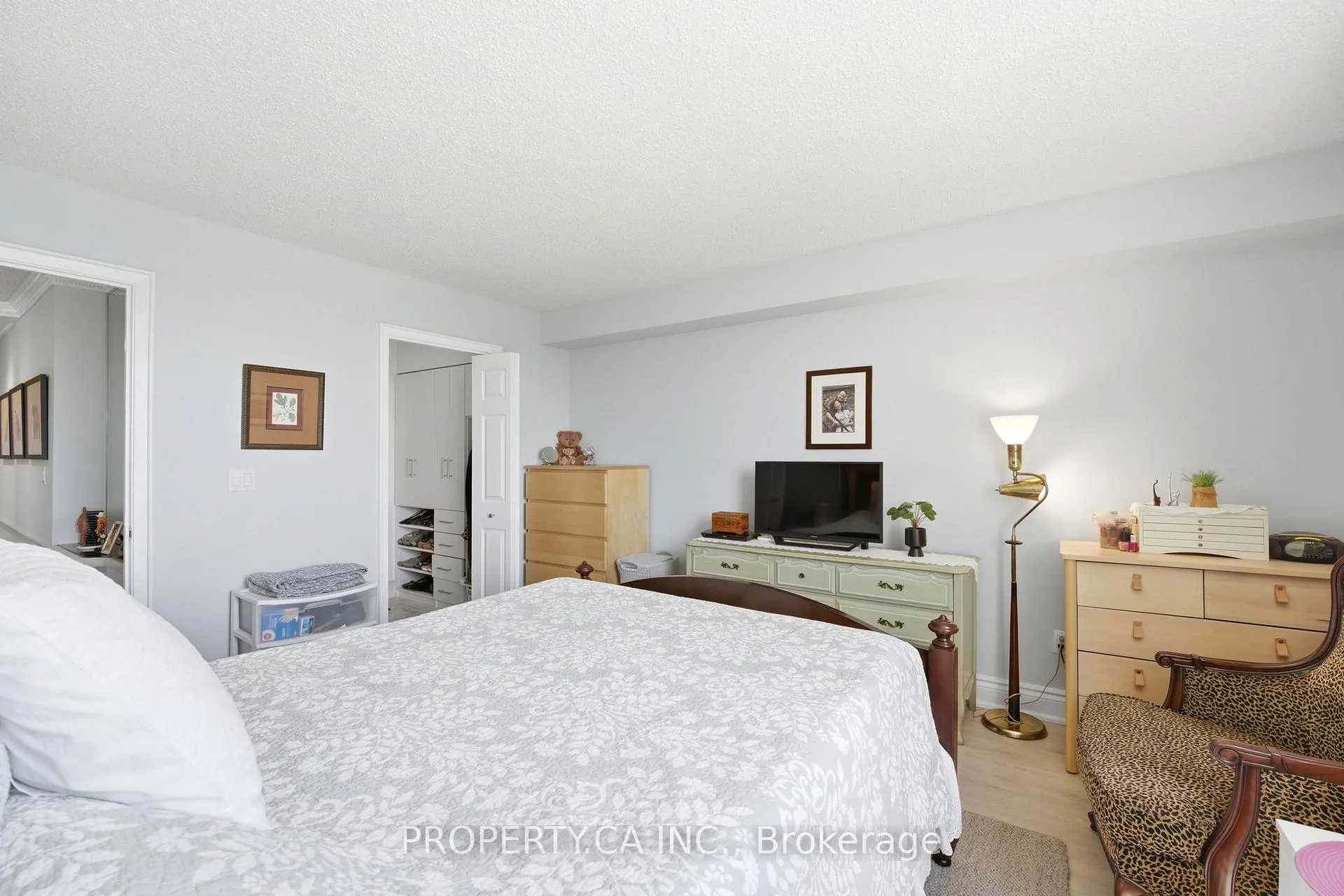 Photo 26 of Unit 1108, 7 Concorde Place, North York, Banbury-Don Mills — HOMEH