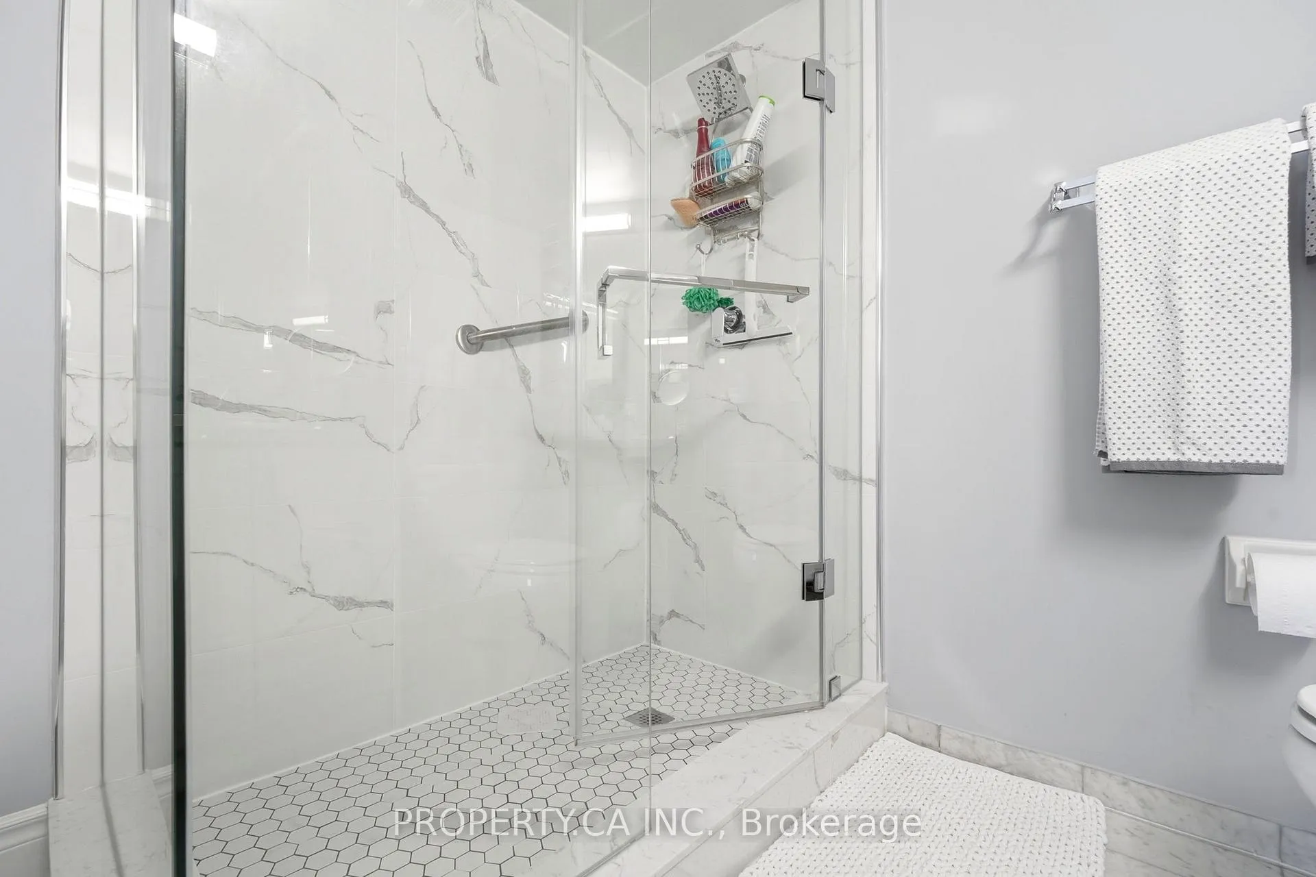 Photo 29 of Unit 1108, 7 Concorde Place, North York, Banbury-Don Mills — HOMEH