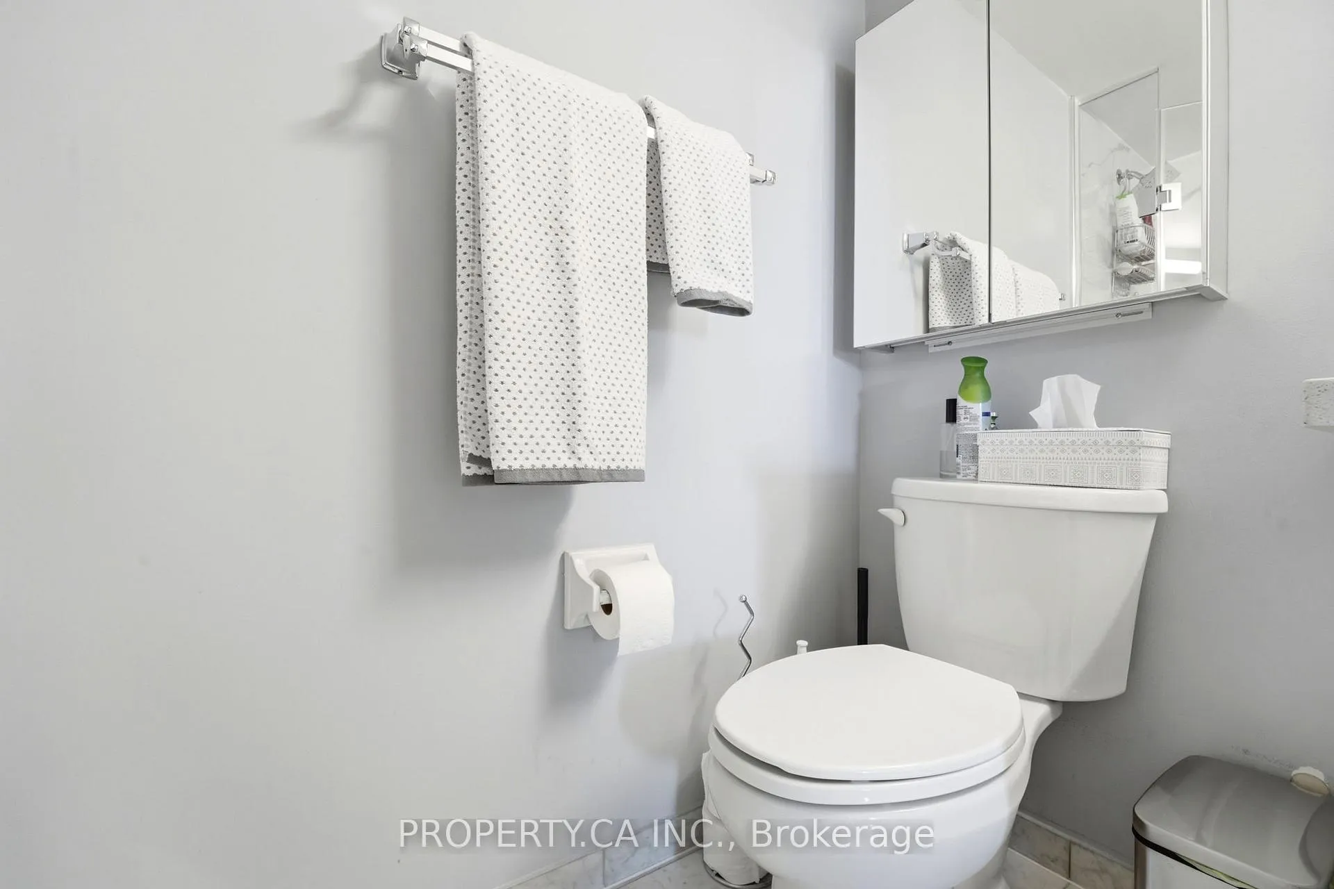 Photo 30 of Unit 1108, 7 Concorde Place, North York, Banbury-Don Mills — HOMEH
