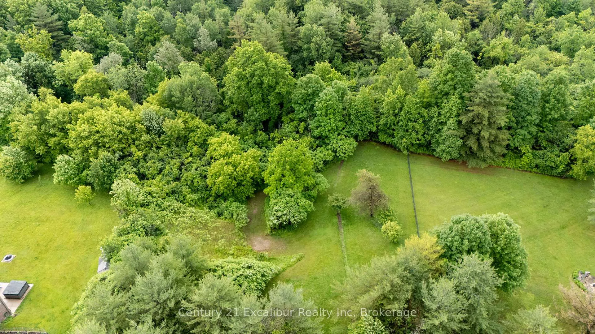 Photo 8 of Wellington Road 36, Puslinch, Morriston — HOMEH