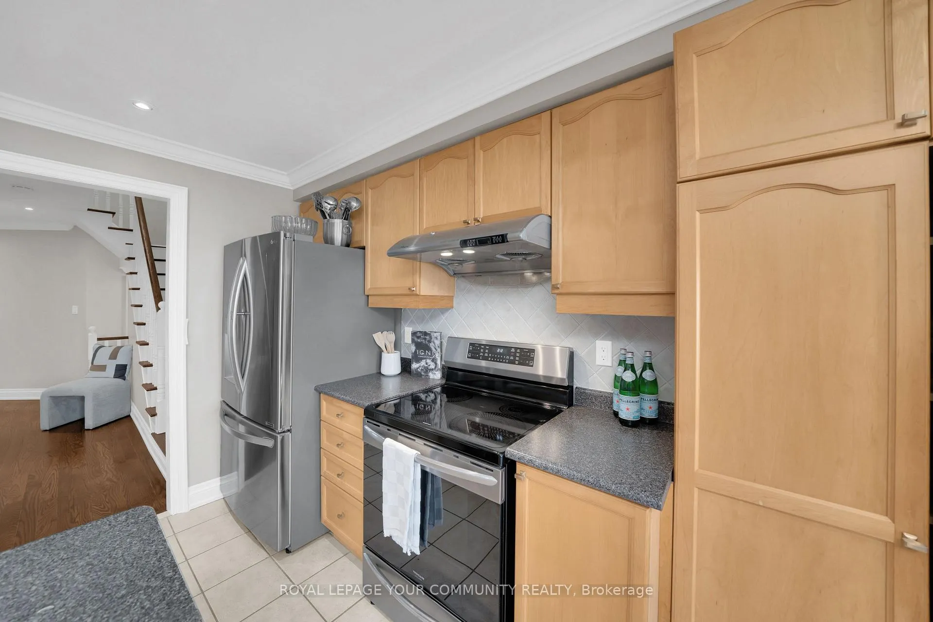 Photo 11 of 57 Deepsprings Crescent, Vaughan, Vellore Village — HOMEH