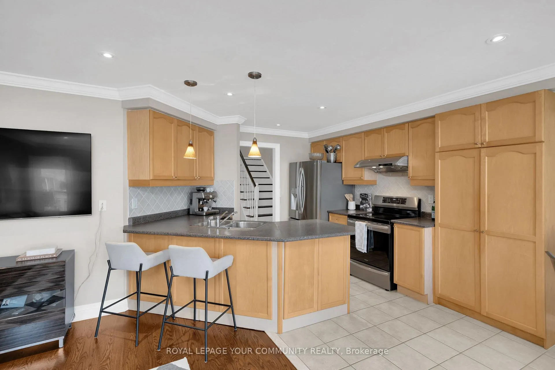 Photo 12 of 57 Deepsprings Crescent, Vaughan, Vellore Village — HOMEH