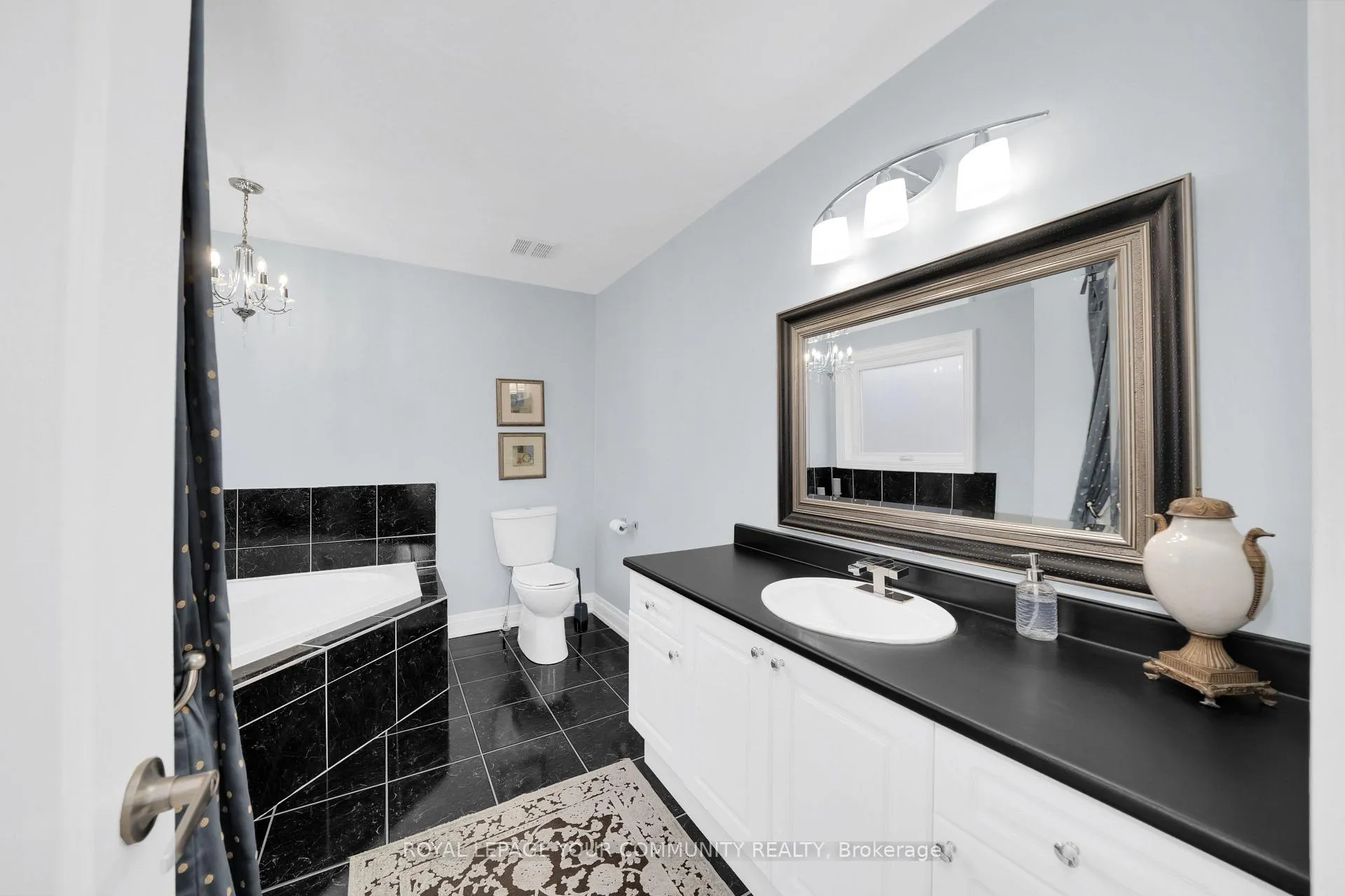 Photo 23 of 57 Deepsprings Crescent, Vaughan, Vellore Village — HOMEH