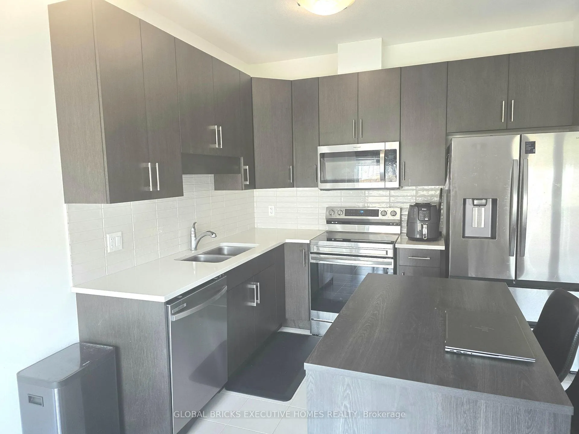 Photo 8 of 31 Saffron Way, Pelham, Fonthill — HOMEH