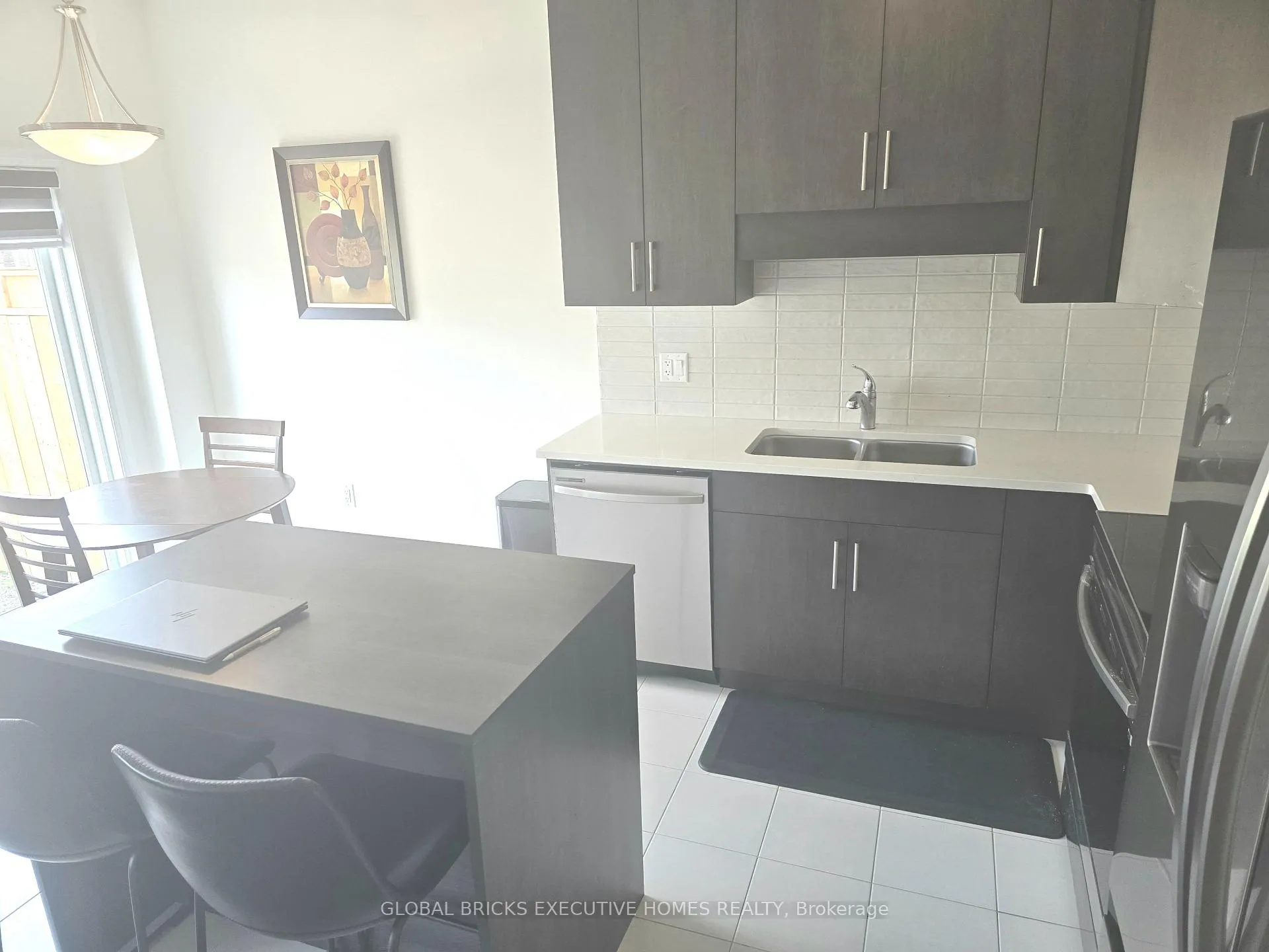 Photo 10 of 31 Saffron Way, Pelham, Fonthill — HOMEH