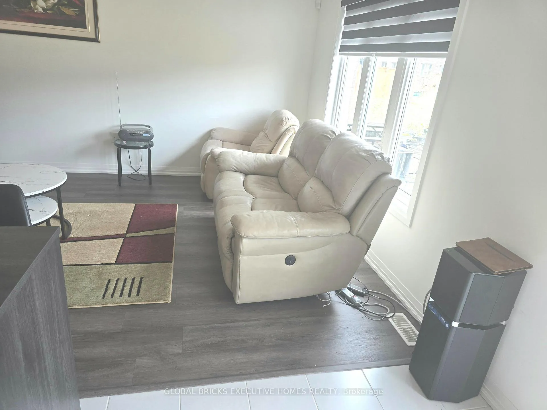 Photo 14 of 31 Saffron Way, Pelham, Fonthill — HOMEH