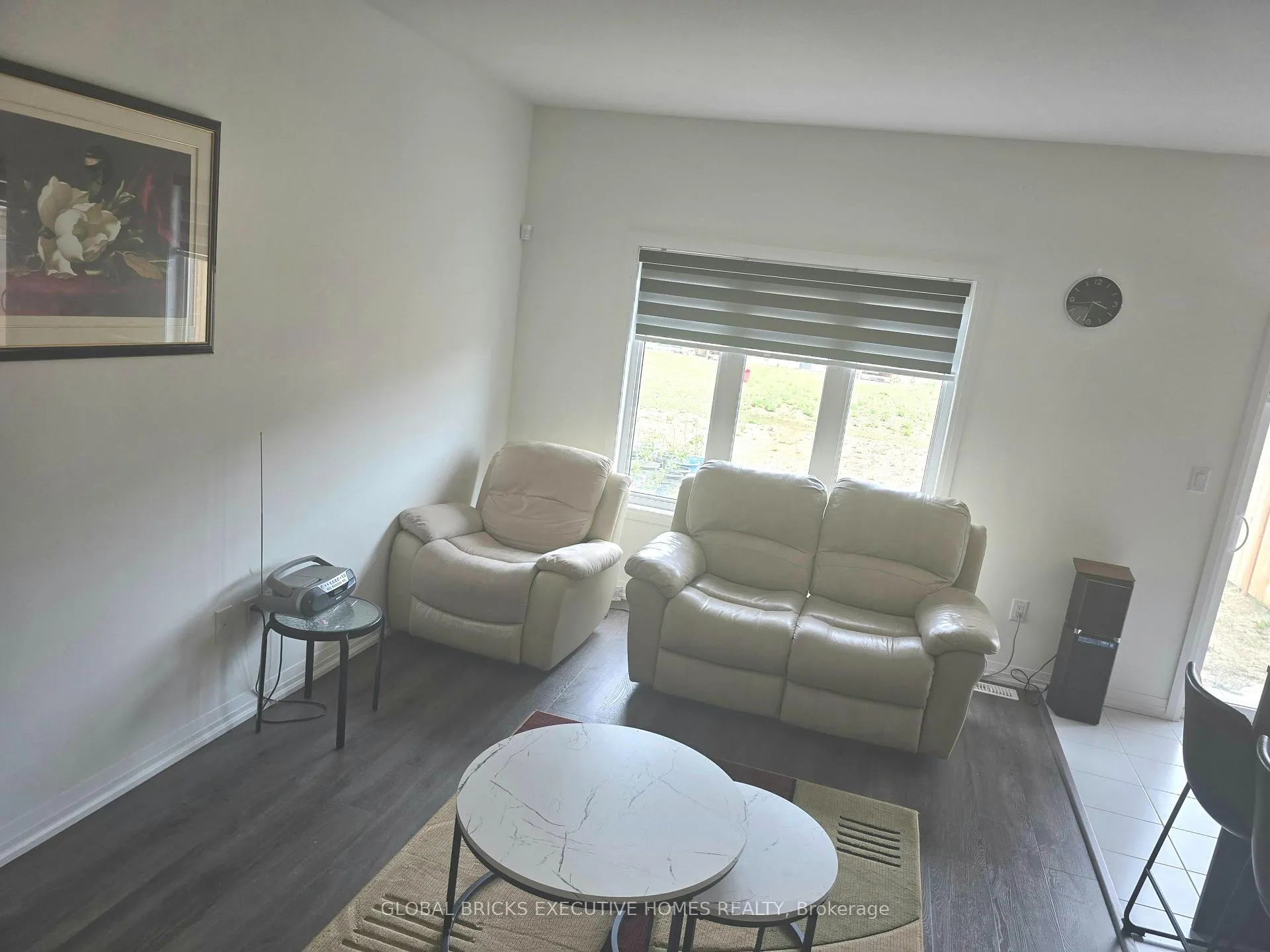 Photo 15 of 31 Saffron Way, Pelham, Fonthill — HOMEH