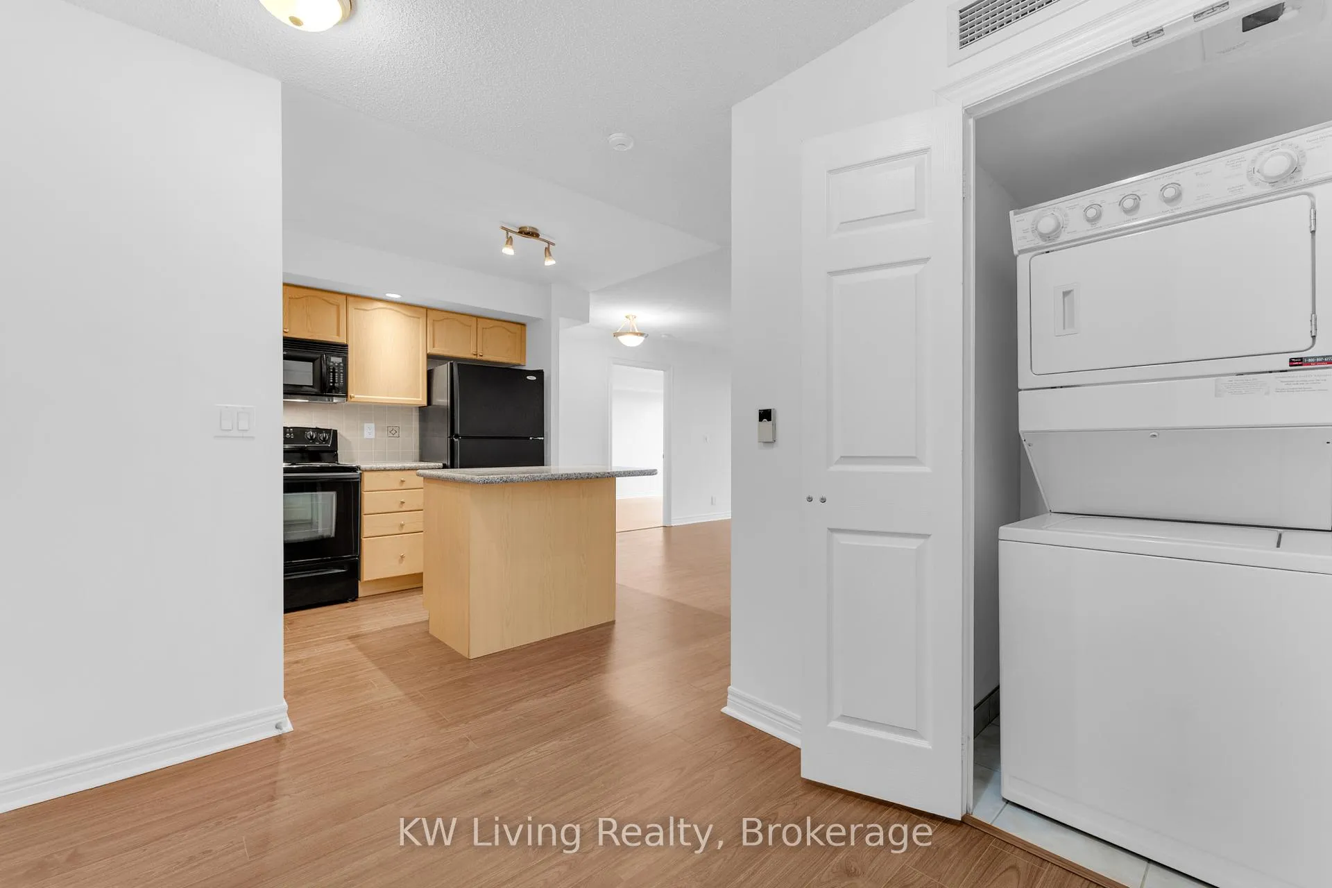 Photo 12 of Unit 1232, 33 Cox Boulevard, Markham, Unionville — HOMEH