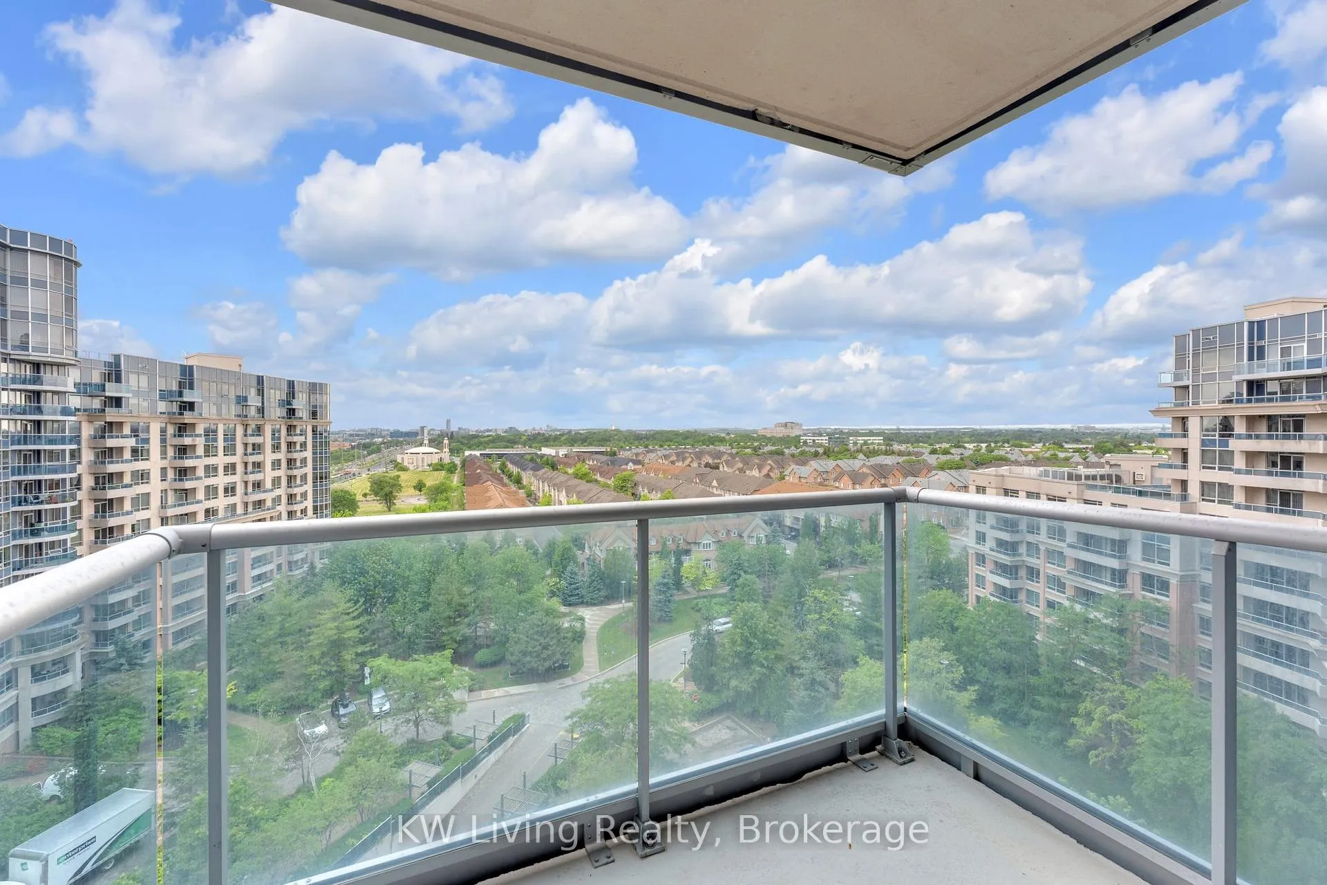 Photo 33 of Unit 1232, 33 Cox Boulevard, Markham, Unionville — HOMEH