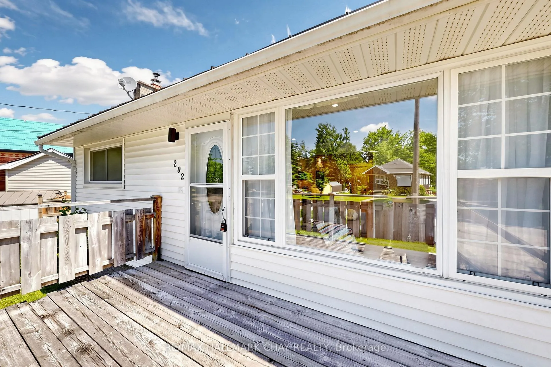 Photo 3 of 202 Cherry Street, Clearview, Stayner — HOMEH