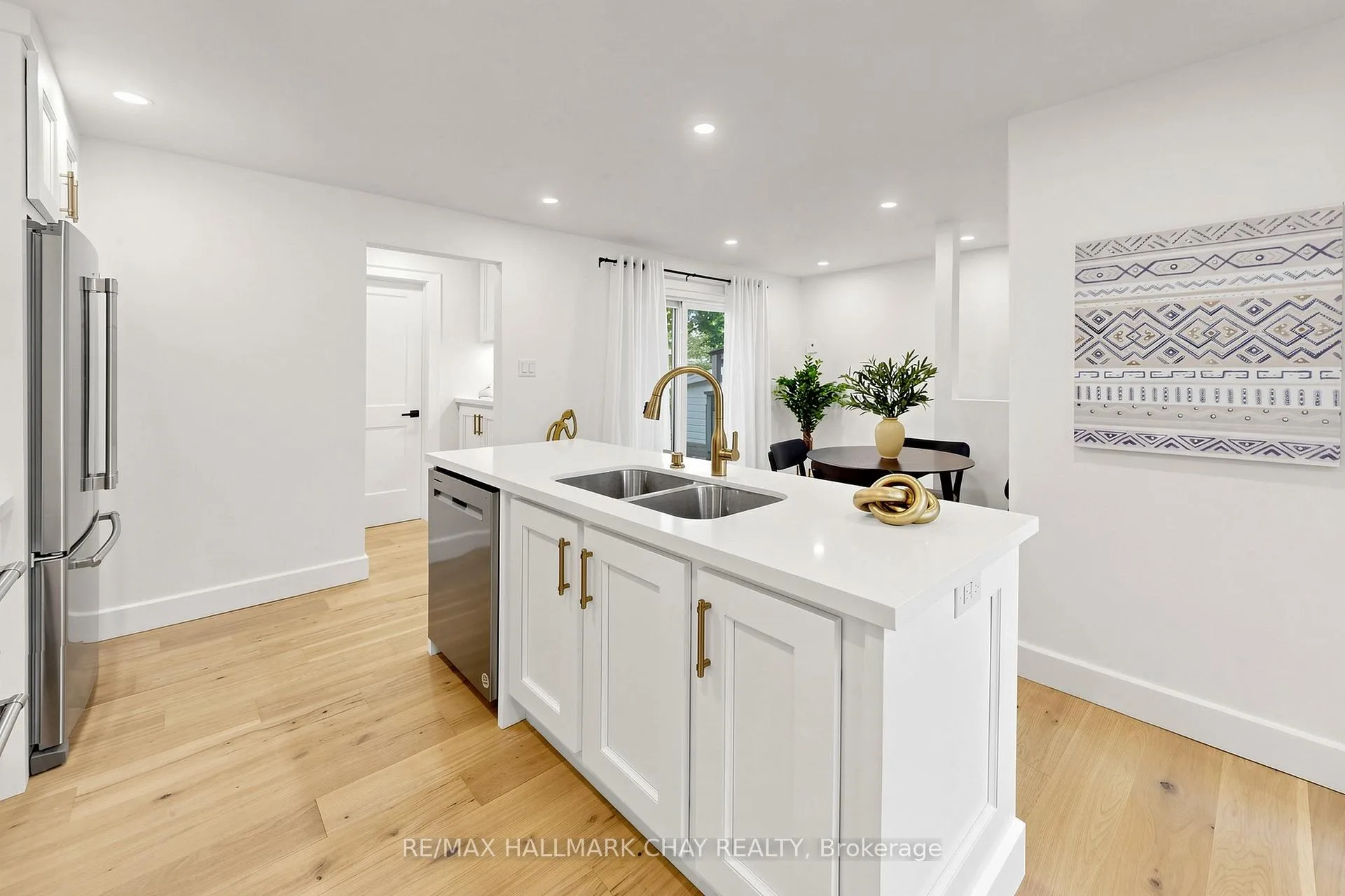Photo 10 of 202 Cherry Street, Clearview, Stayner — HOMEH