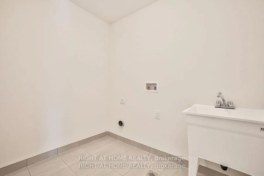 Photo 35 of 22 Povey Road, Centre Wellington, Fergus — HOMEH