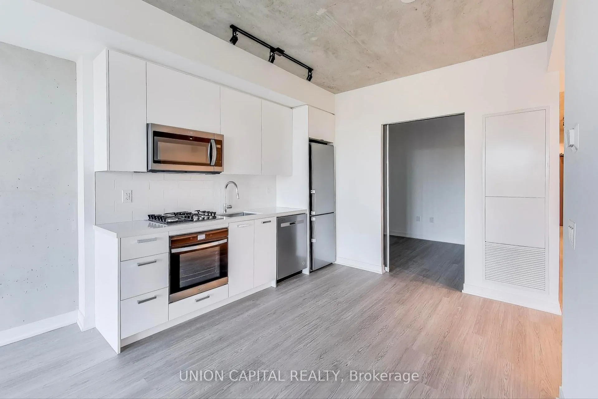 Photo 7 of Unit 502, 195 McCaul Street, Toronto, Kensington-Chinatown — HOMEH