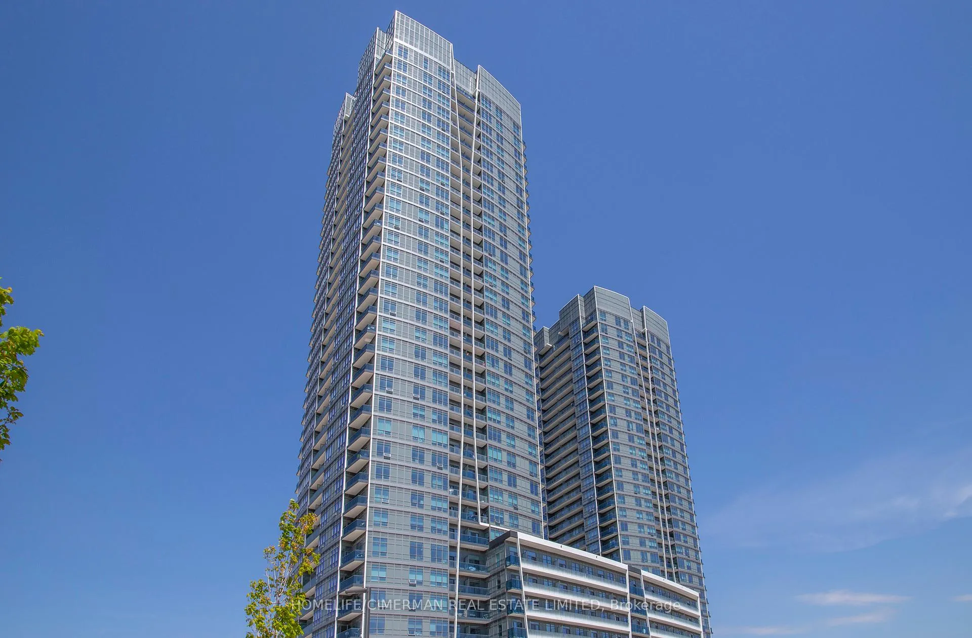 Photo 1 of Unit Suite A - 2008, 30 Upper Mall Way, Vaughan, Brownridge — HOMEH