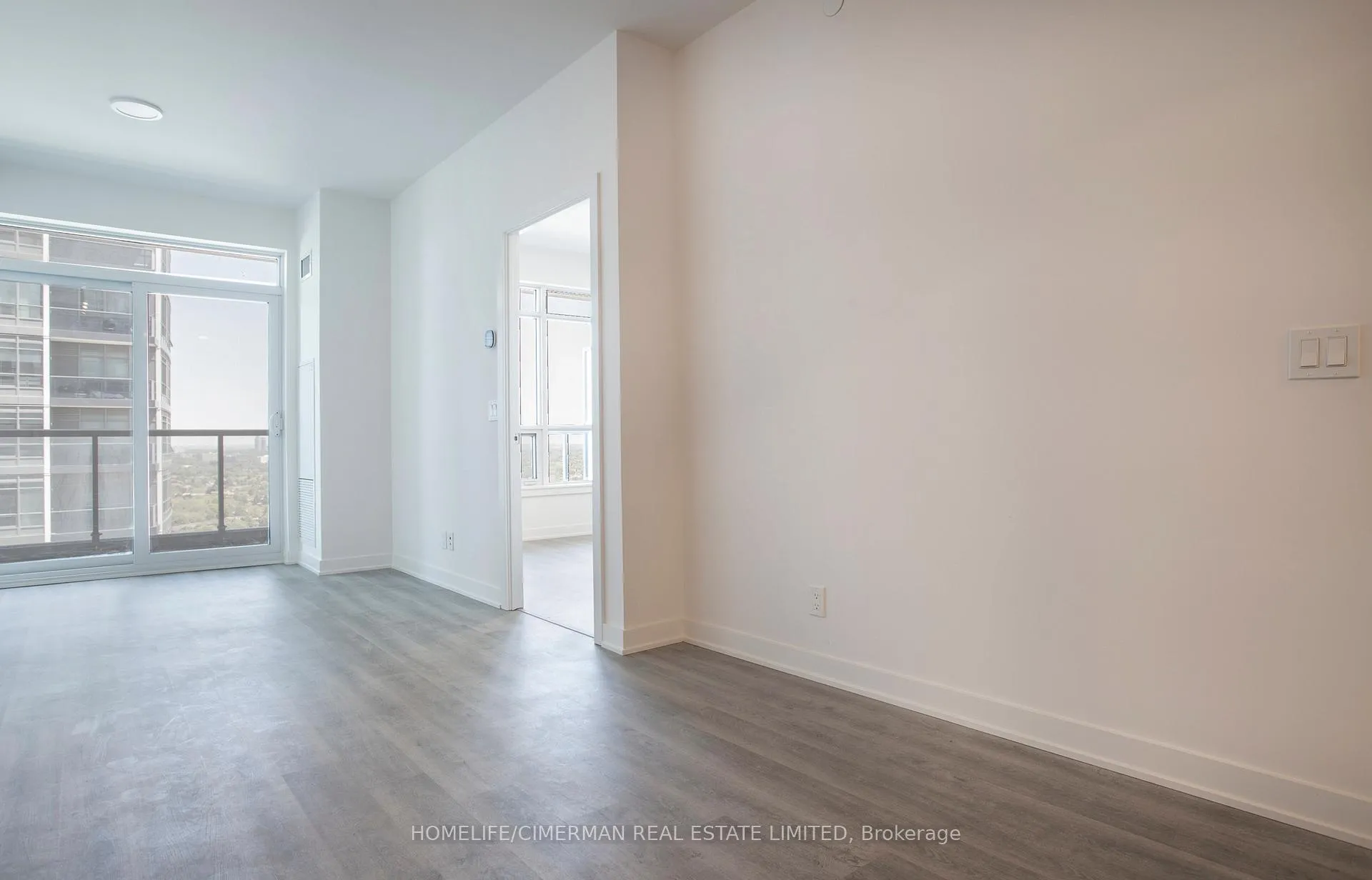 Photo 15 of Unit Suite A - 2008, 30 Upper Mall Way, Vaughan, Brownridge — HOMEH