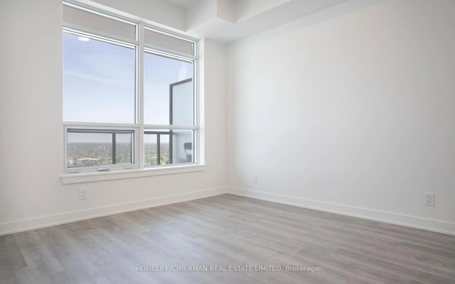Photo 26 of Unit Suite A - 2008, 30 Upper Mall Way, Vaughan, Brownridge — HOMEH