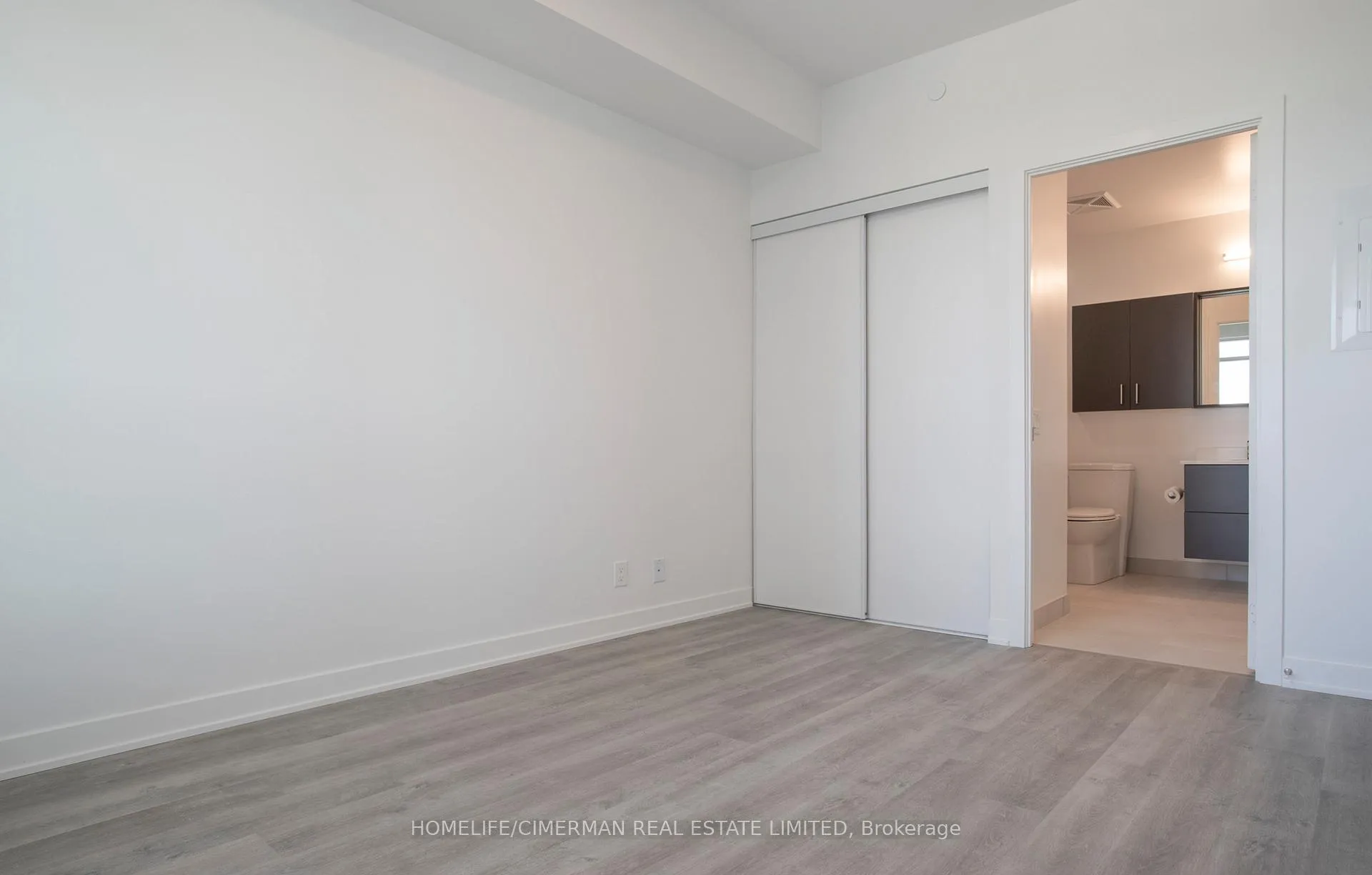 Photo 28 of Unit Suite A - 2008, 30 Upper Mall Way, Vaughan, Brownridge — HOMEH