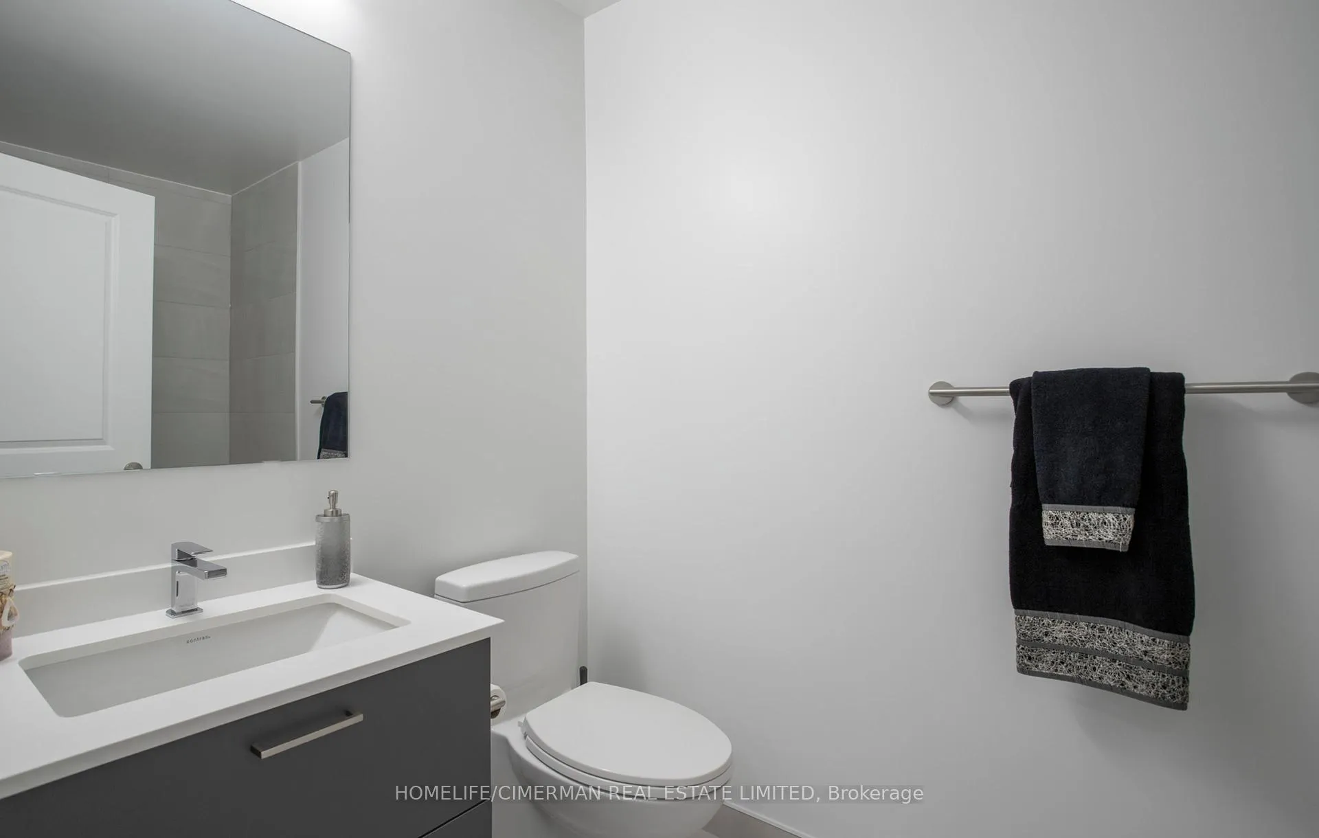 Photo 31 of Unit Suite A - 2008, 30 Upper Mall Way, Vaughan, Brownridge — HOMEH