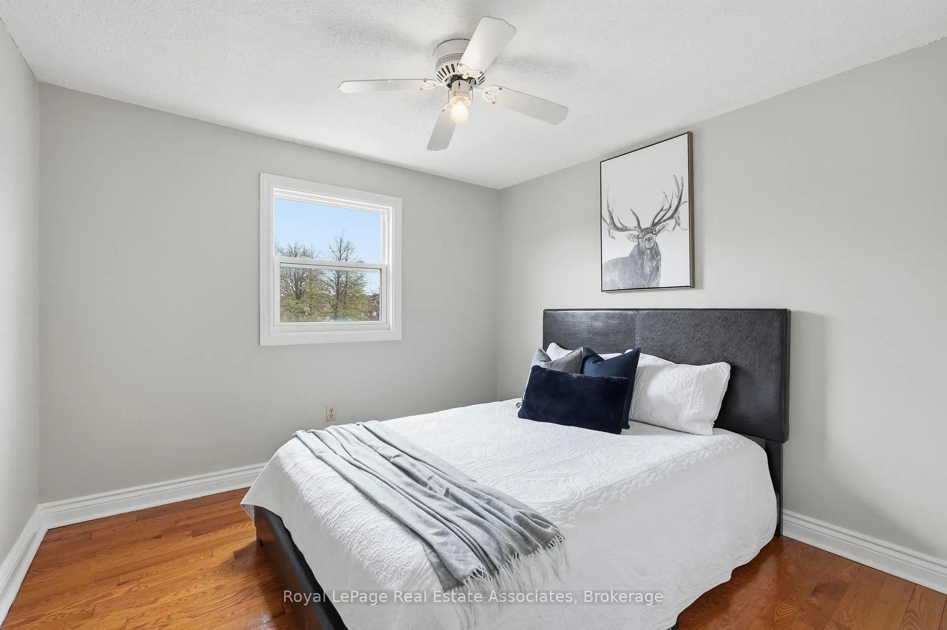Photo 26 of 8 Sparrow Court, Brampton, Fletcher's Creek South — HOMEH