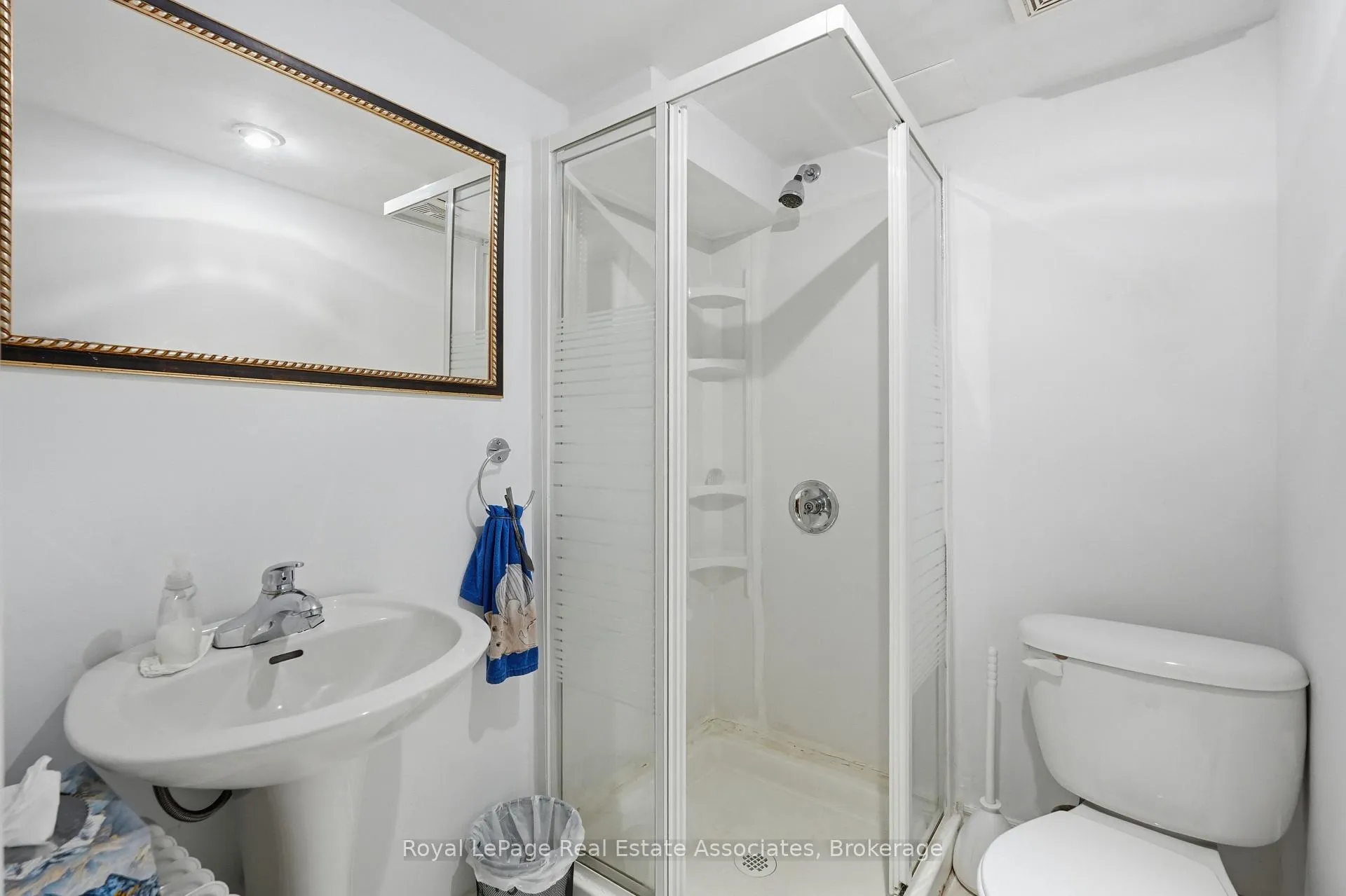 Photo 36 of 8 Sparrow Court, Brampton, Fletcher's Creek South — HOMEH