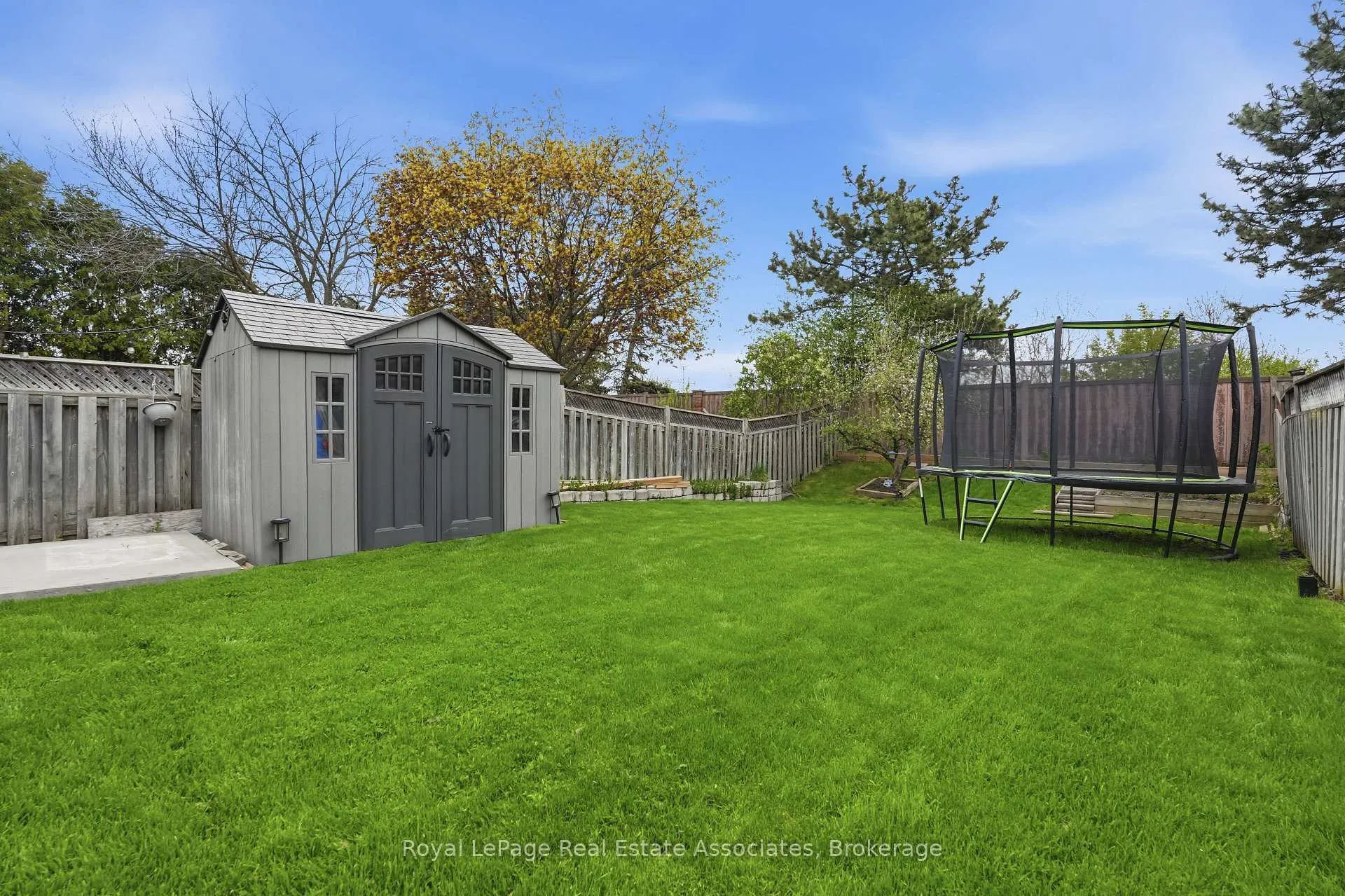 Photo 41 of 8 Sparrow Court, Brampton, Fletcher's Creek South — HOMEH