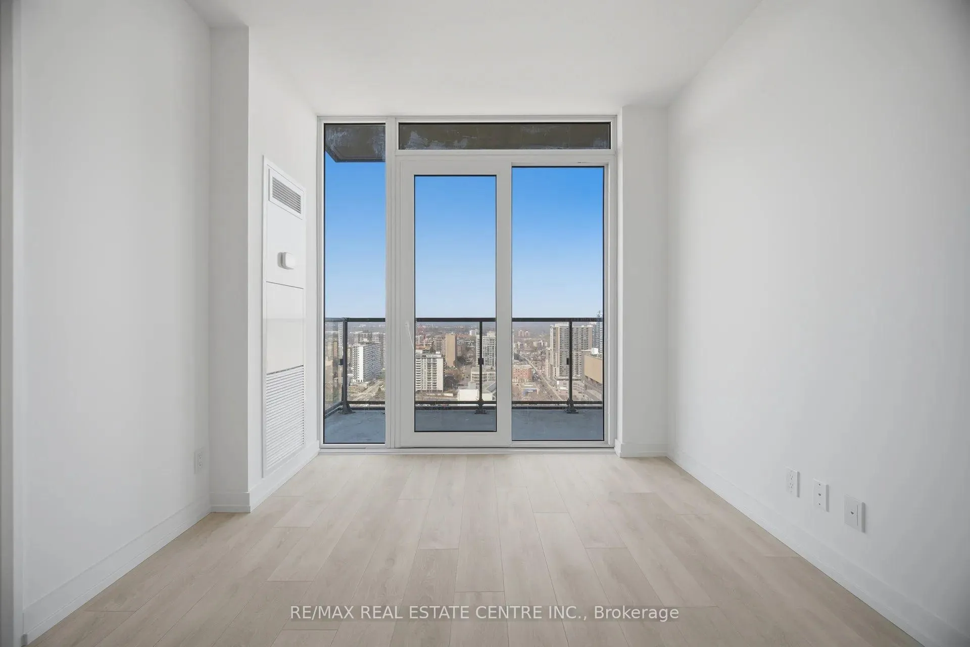 Photo 28 of Unit 3015, 75 James Street S, Hamilton, Corktown — HOMEH