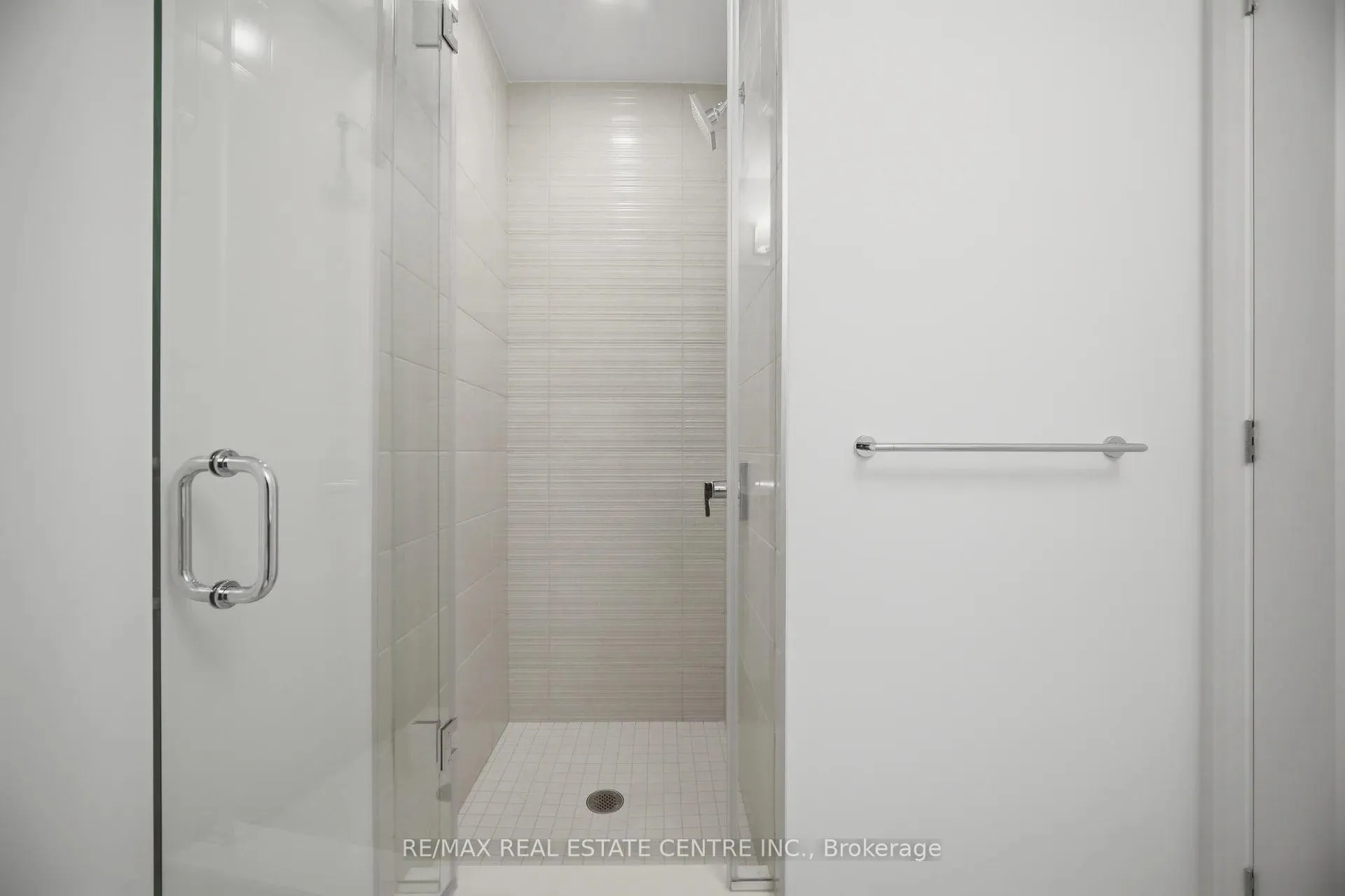 Photo 34 of Unit 3015, 75 James Street S, Hamilton, Corktown — HOMEH