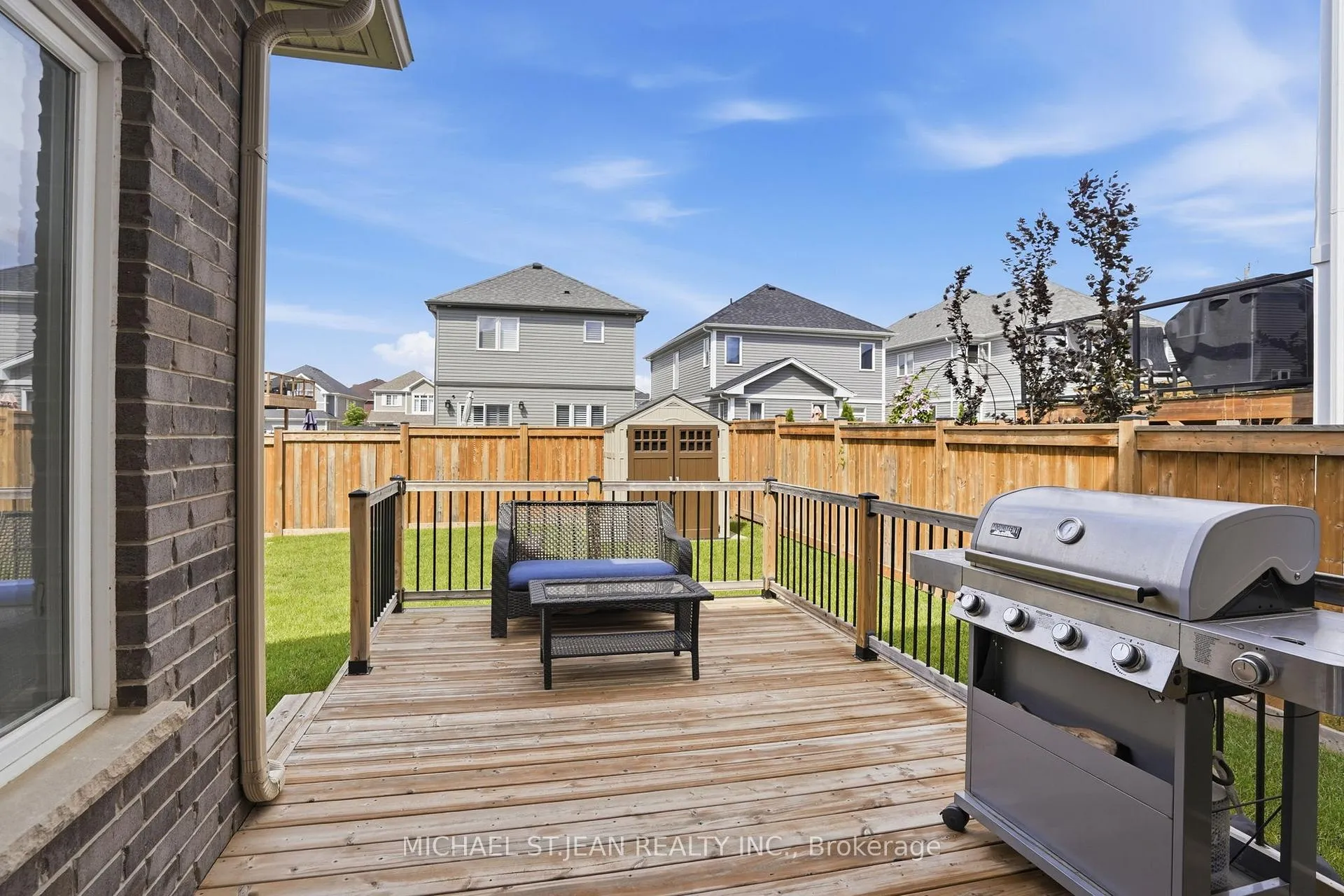 Photo 45 of 1 Bawcutt Crescent, Brant, Paris — HOMEH