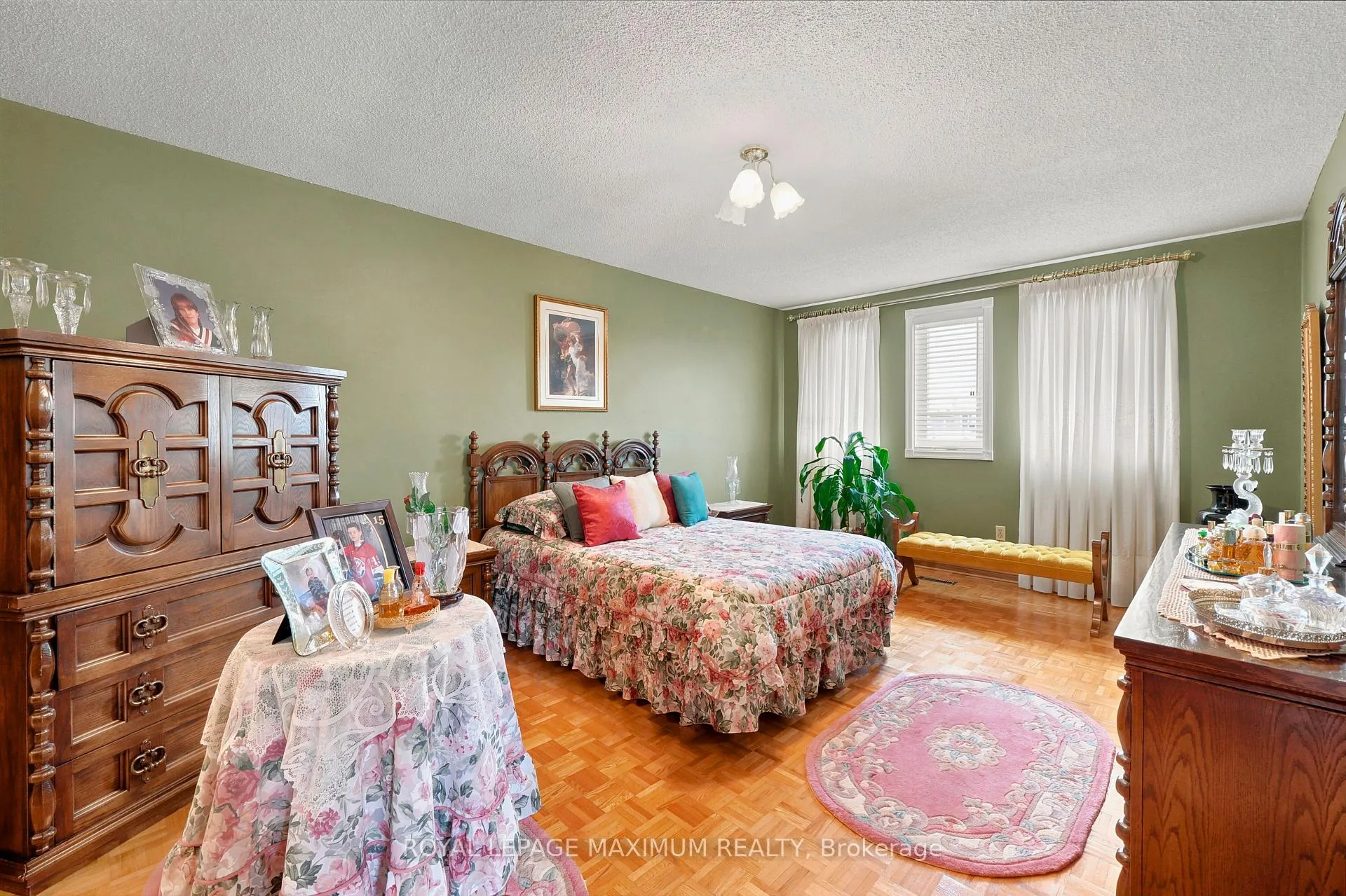Photo 24 of 21 Diamond Street, Vaughan, West Woodbridge — HOMEH