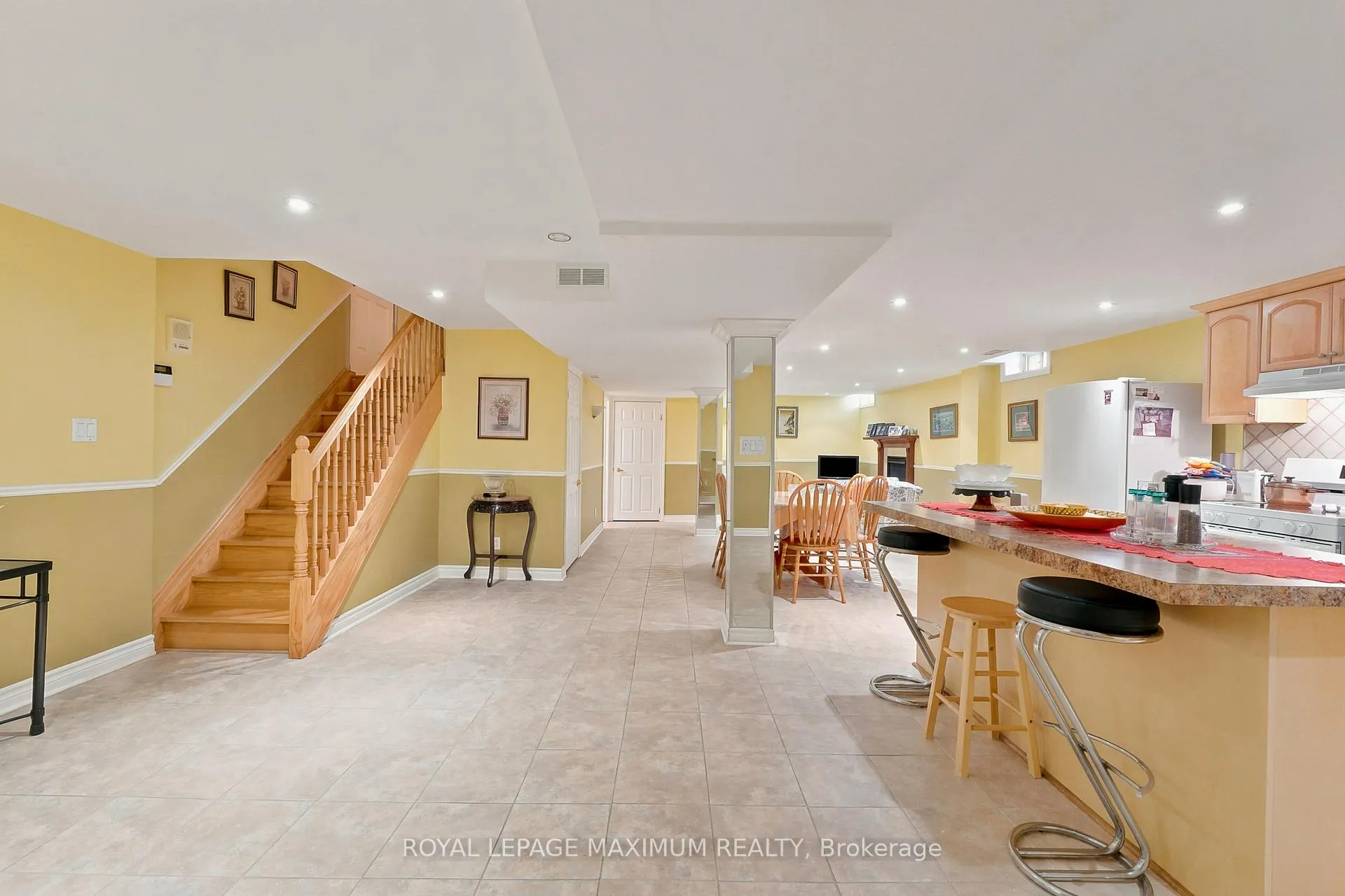 Photo 30 of 21 Diamond Street, Vaughan, West Woodbridge — HOMEH
