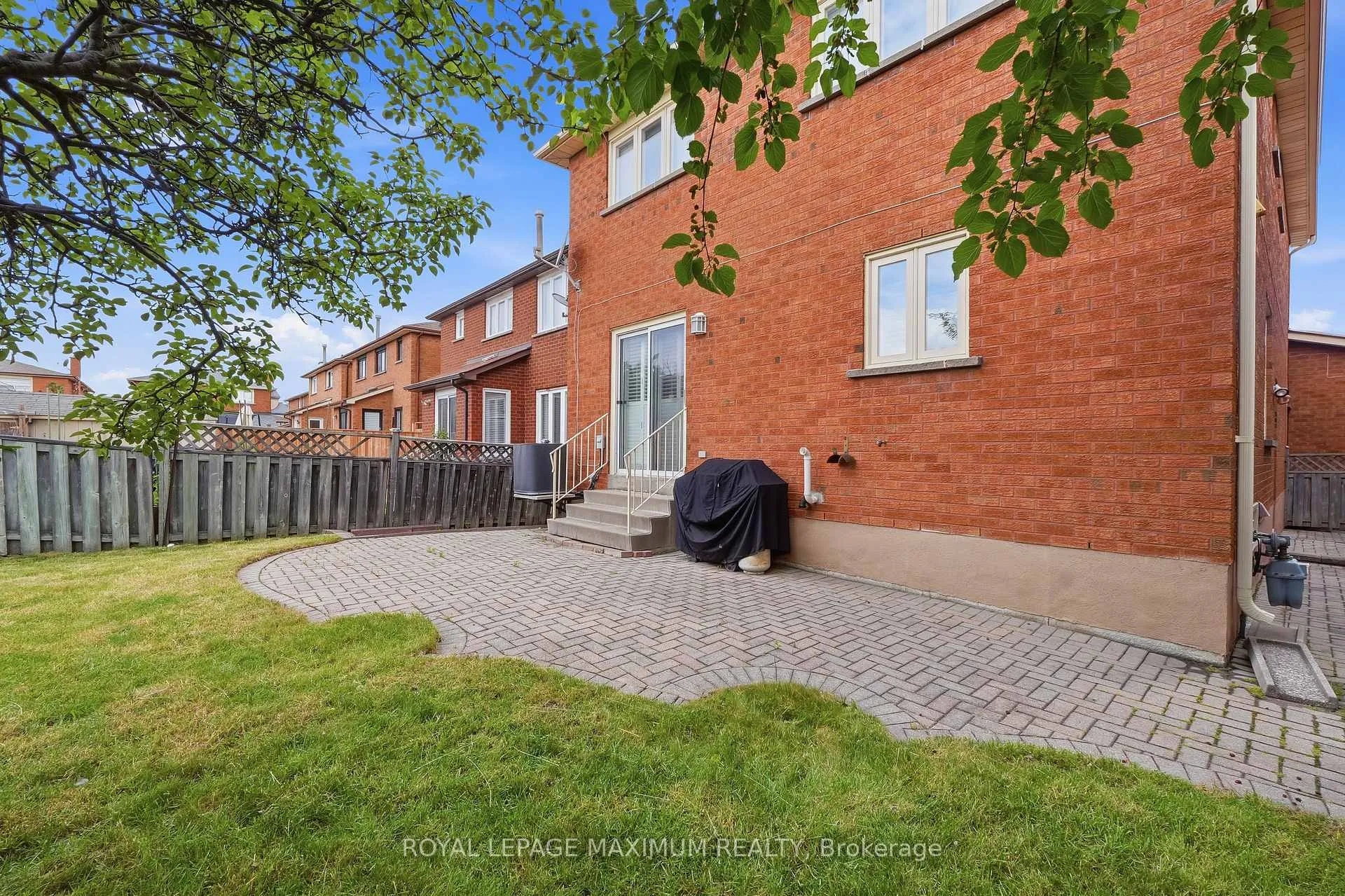 Photo 39 of 21 Diamond Street, Vaughan, West Woodbridge — HOMEH