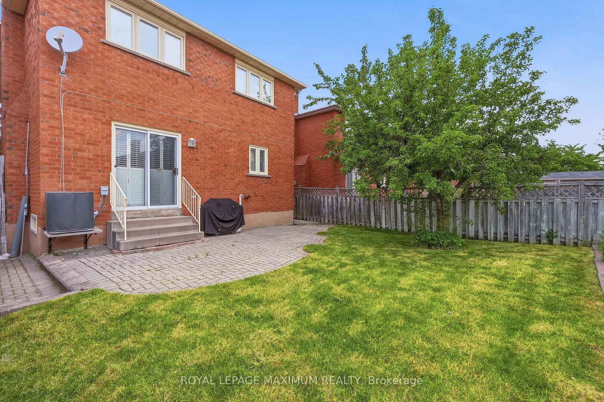 Photo 40 of 21 Diamond Street, Vaughan, West Woodbridge — HOMEH
