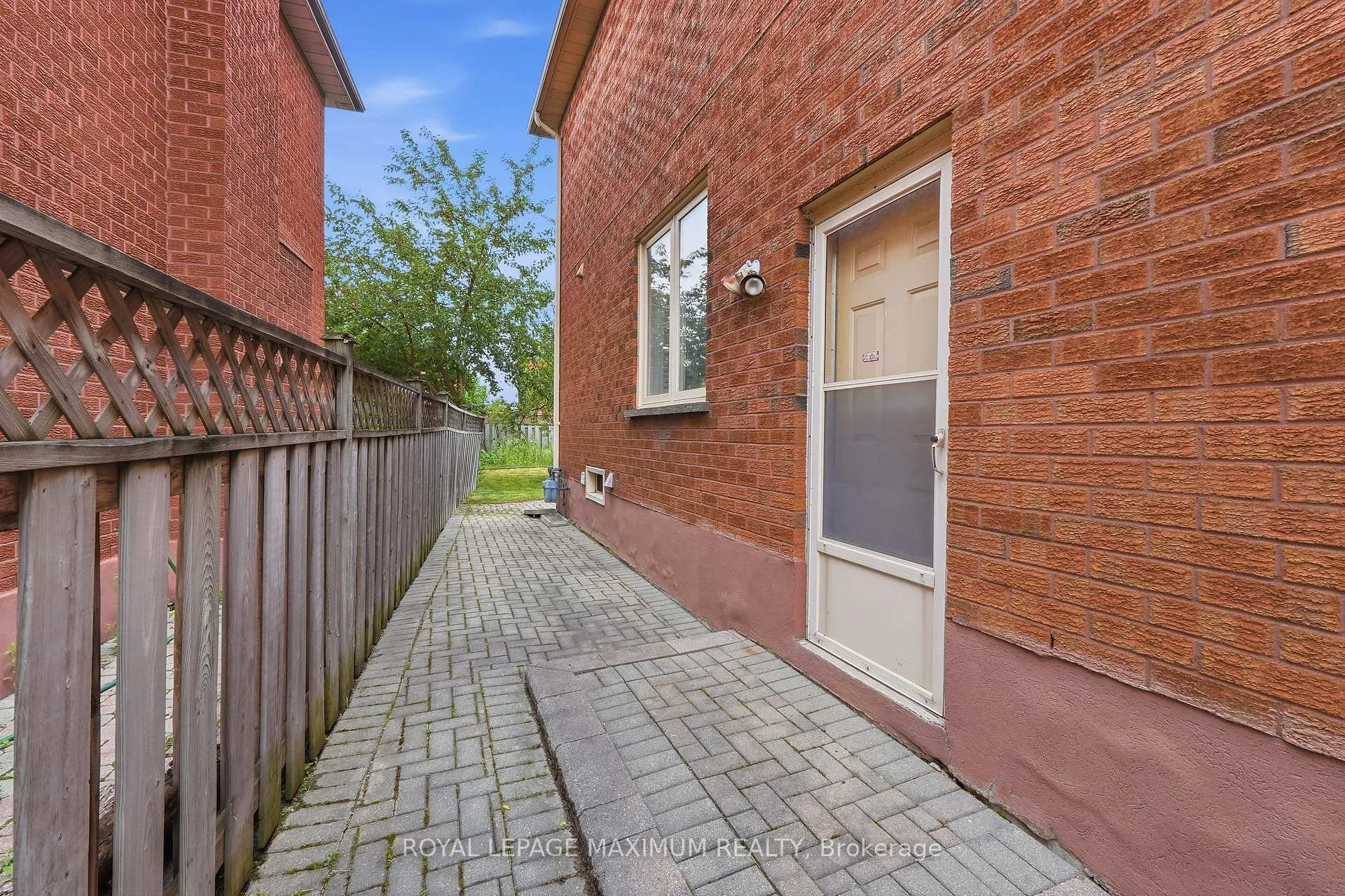 Photo 41 of 21 Diamond Street, Vaughan, West Woodbridge — HOMEH