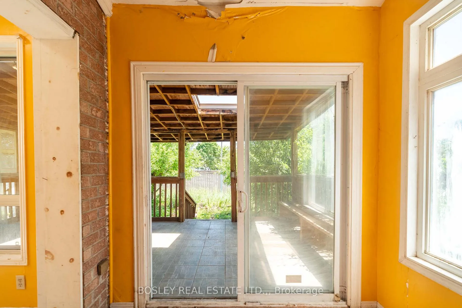 Photo 20 of 6 Floribunda Crescent, Brampton, Bramalea West Industrial — HOMEH