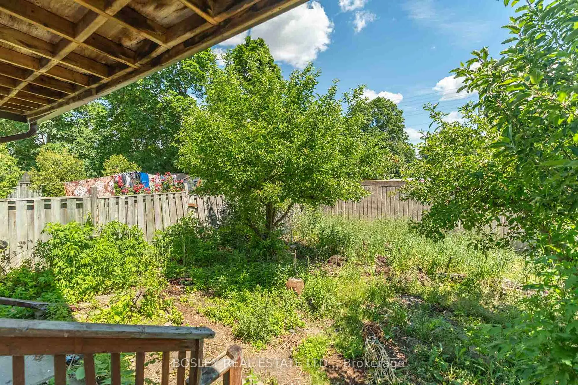 Photo 42 of 6 Floribunda Crescent, Brampton, Bramalea West Industrial — HOMEH