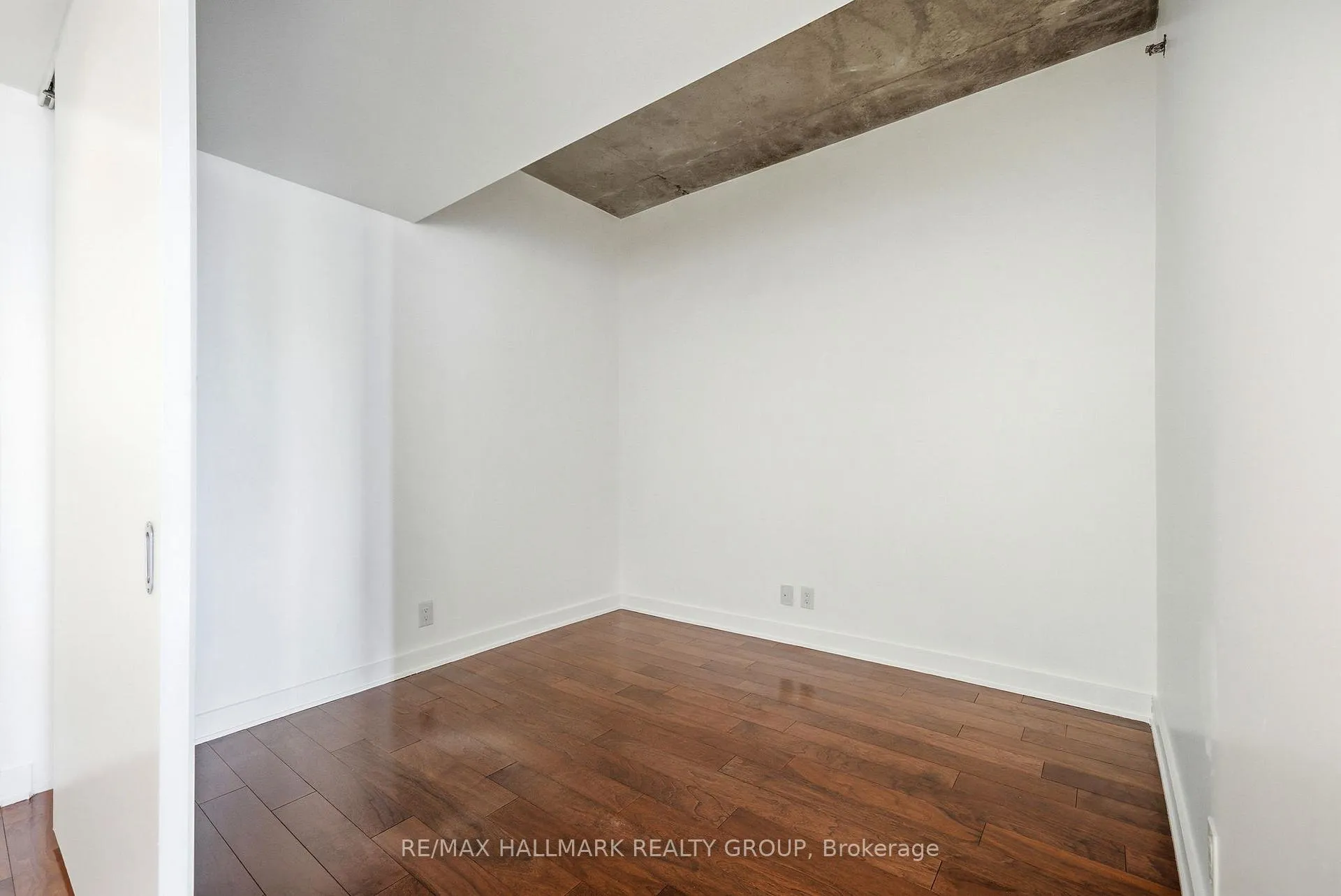 Photo 3 of Unit 645, 340 McLeod Street, Ottawa, Ottawa Centre — HOMEH