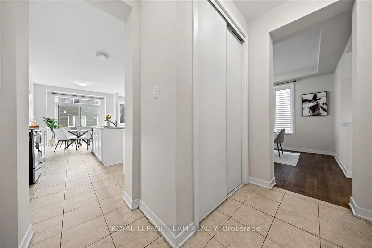 Photo 8 of 331 Crossway Terrace, Ottawa, Stittsville (North) — HOMEH