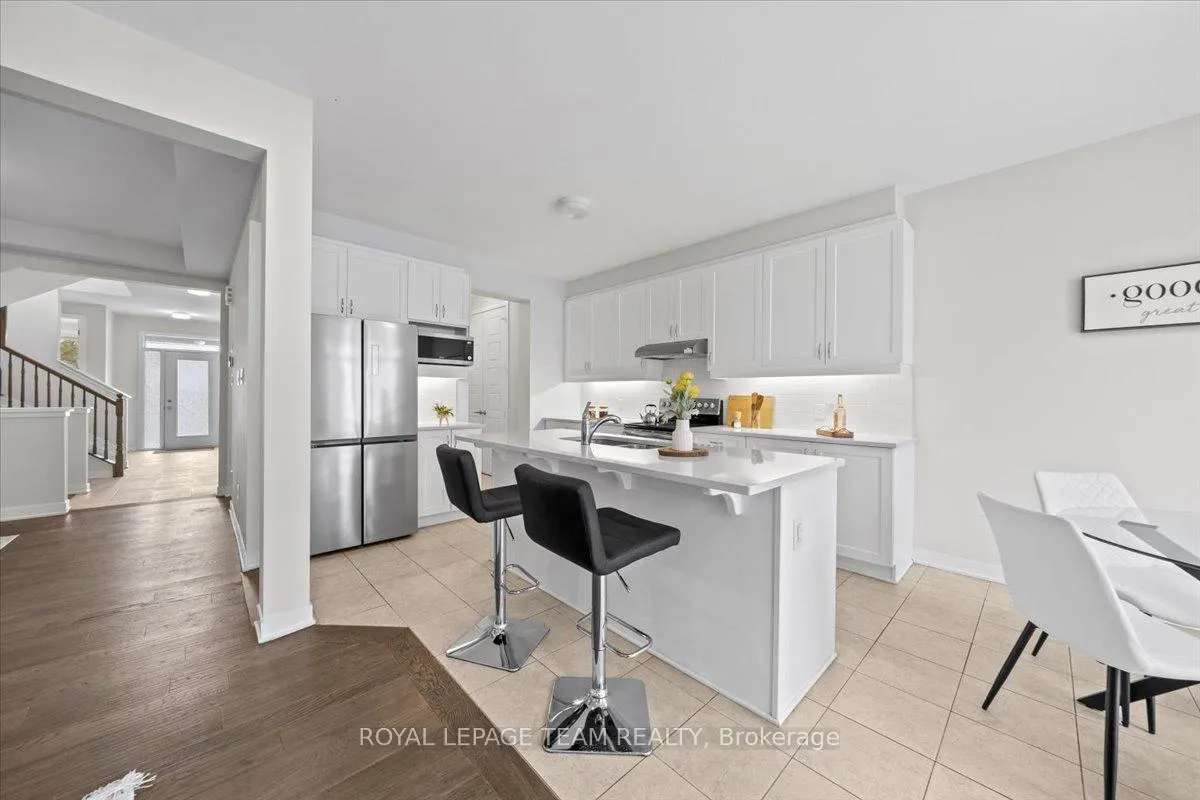 Photo 11 of 331 Crossway Terrace, Ottawa, Stittsville (North) — HOMEH