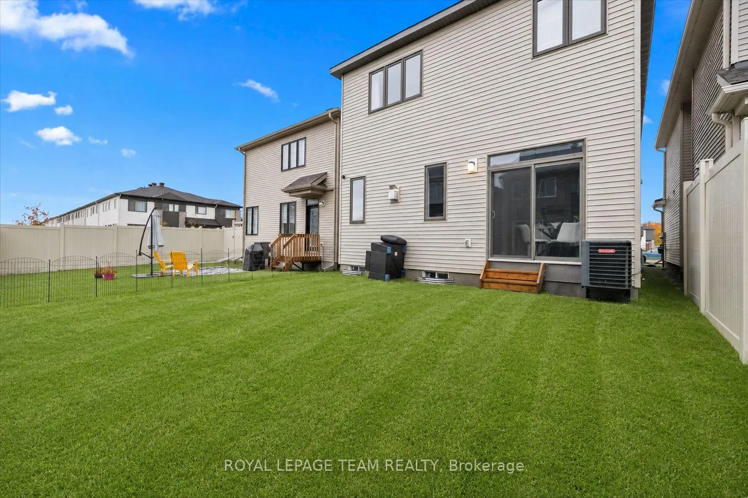Photo 37 of 331 Crossway Terrace, Ottawa, Stittsville (North) — HOMEH